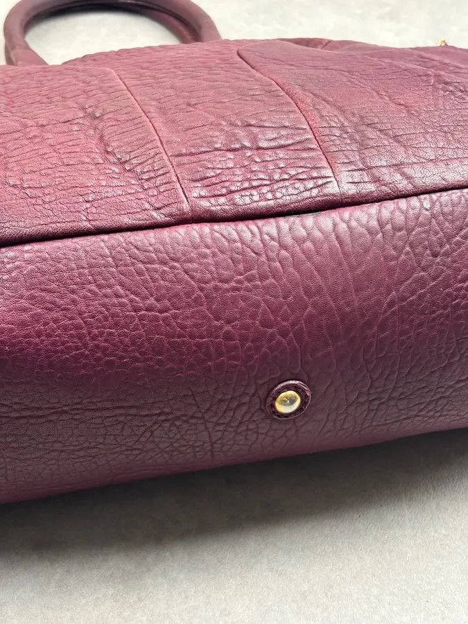 Yves Saint Laurent Yves Saint Laurent Bordeaux Leather Quilted Handle Bag Size ONE SIZE - 17 Thumbnail