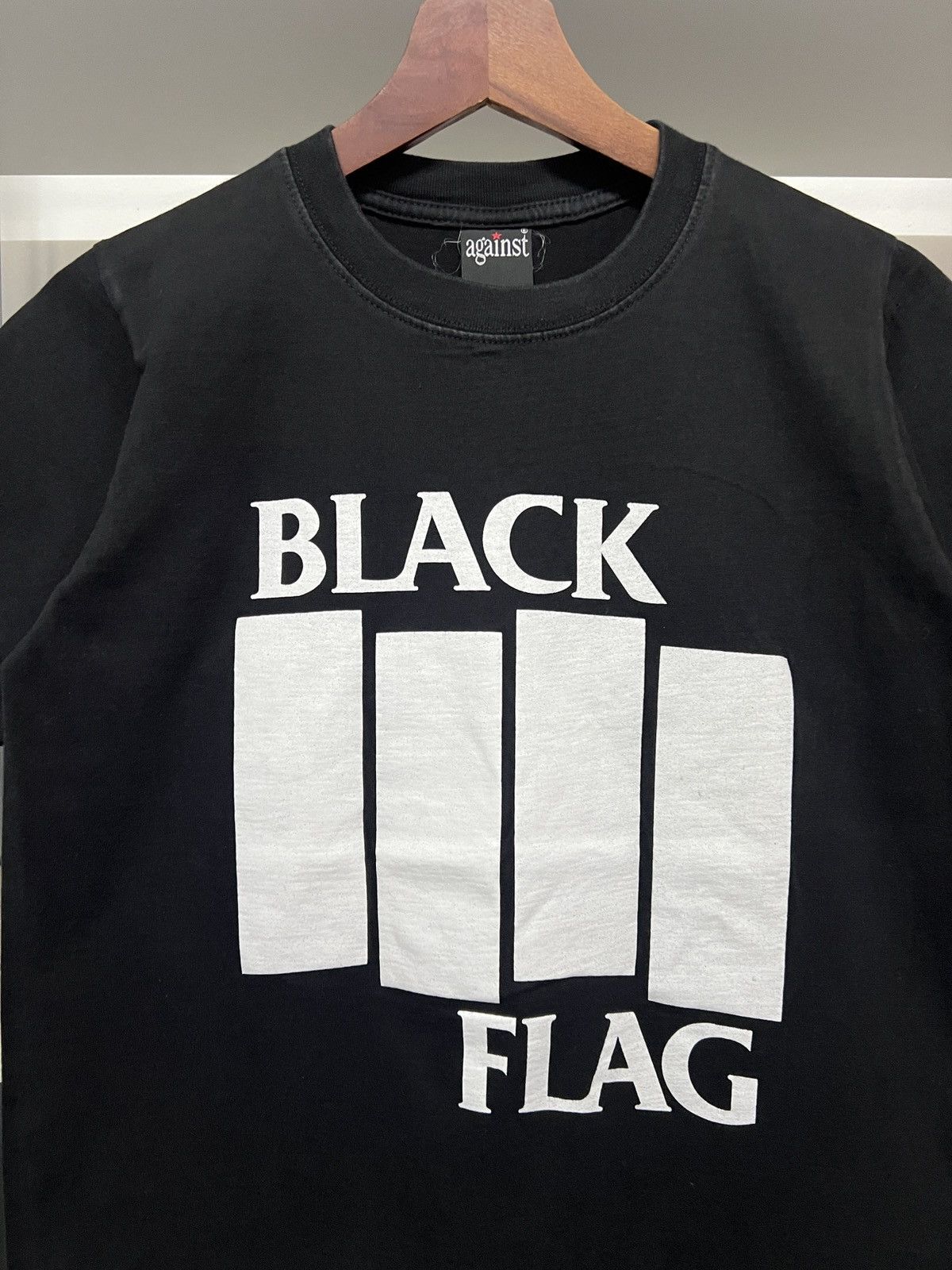 Band Tees Vintage Black Flag Bootleg Band Tee Shirt 90s Size US S / EU 44-46 / 1 - 5 Thumbnail