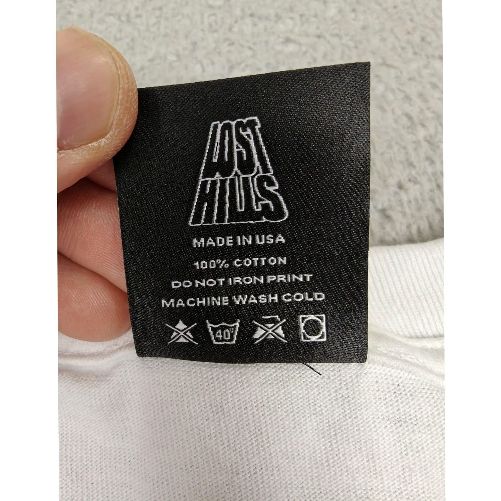 Vintage Awful Lot Of Cough Syrup Lost Hills Shirt Mens Medium White Heavyweight Tee Size US M / EU 48-50 / 2 - 6 Thumbnail