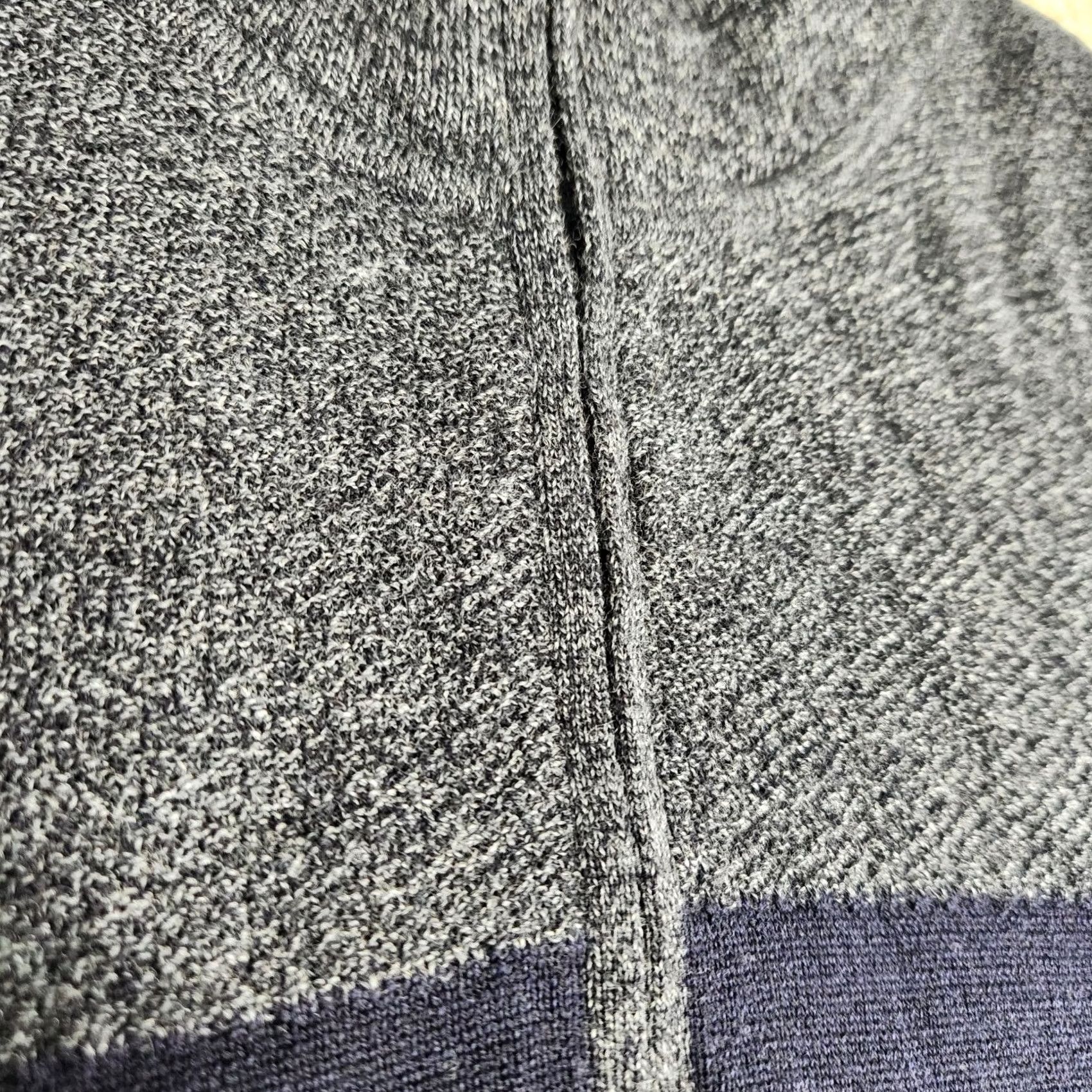 Banana Republic Banana Republic Sweatshirt Men Large 100% Merino Wool Knit Mock Neck Pullover Size US L / EU 52-54 / 3 - 2 Thumbnail