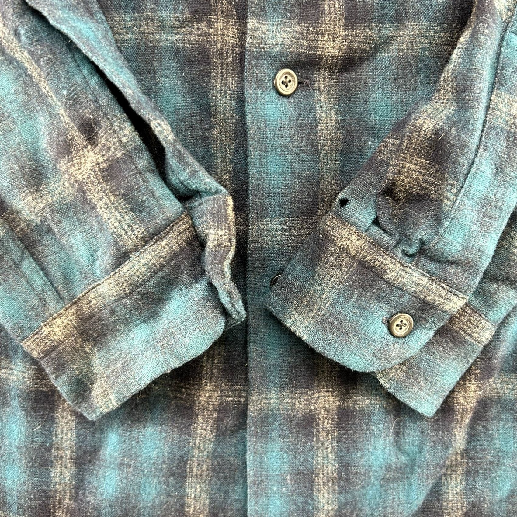 Pendleton VINTAGE Pendleton Shirt Mens XL Blue Black Loop Collar Wool Flannel Shadow Plaid Size US XL / EU 56 / 4 - 3 Thumbnail