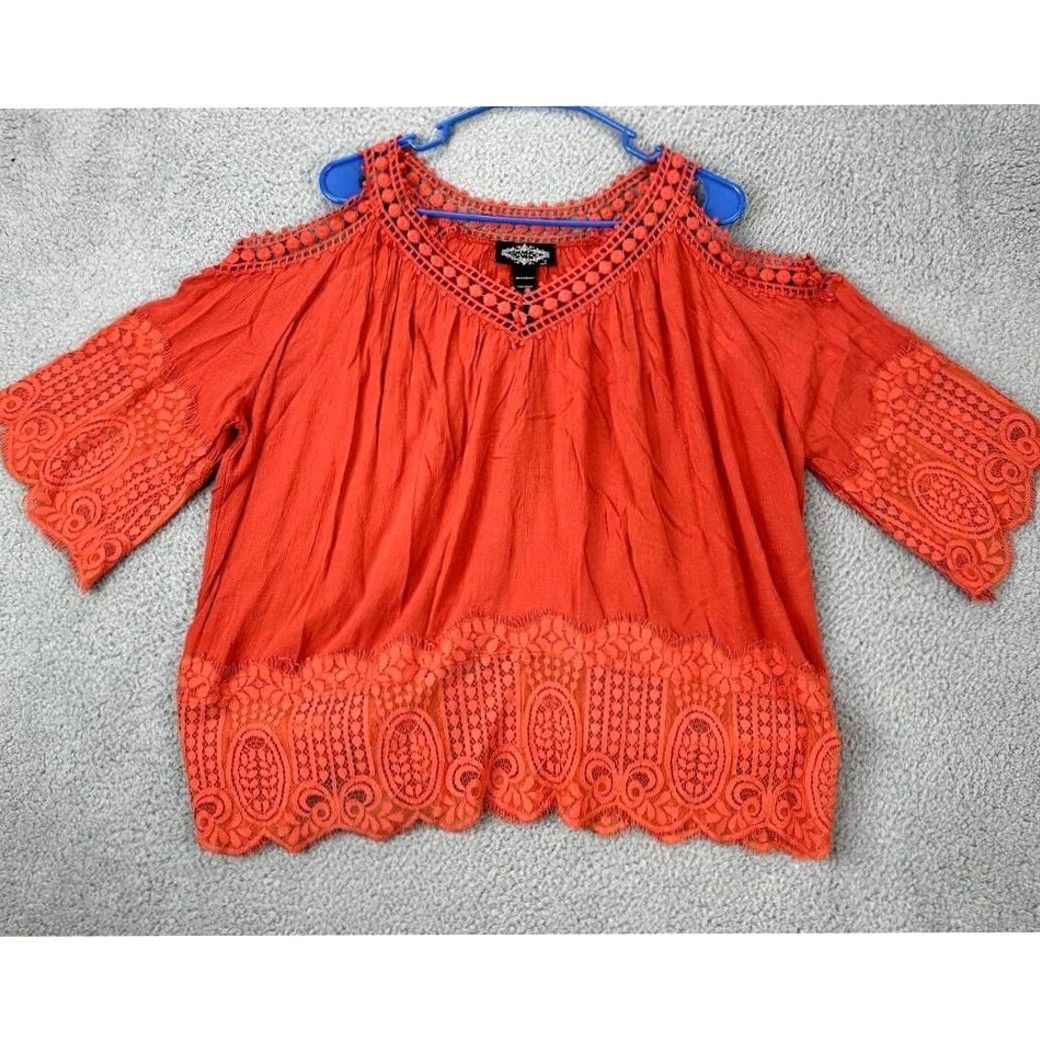 Olive Oliver Off Shoulder Shirt Womens Large Salmon Lace V-Neck Blouse NEW Size L / US 10 / IT 46 - 2 Thumbnail