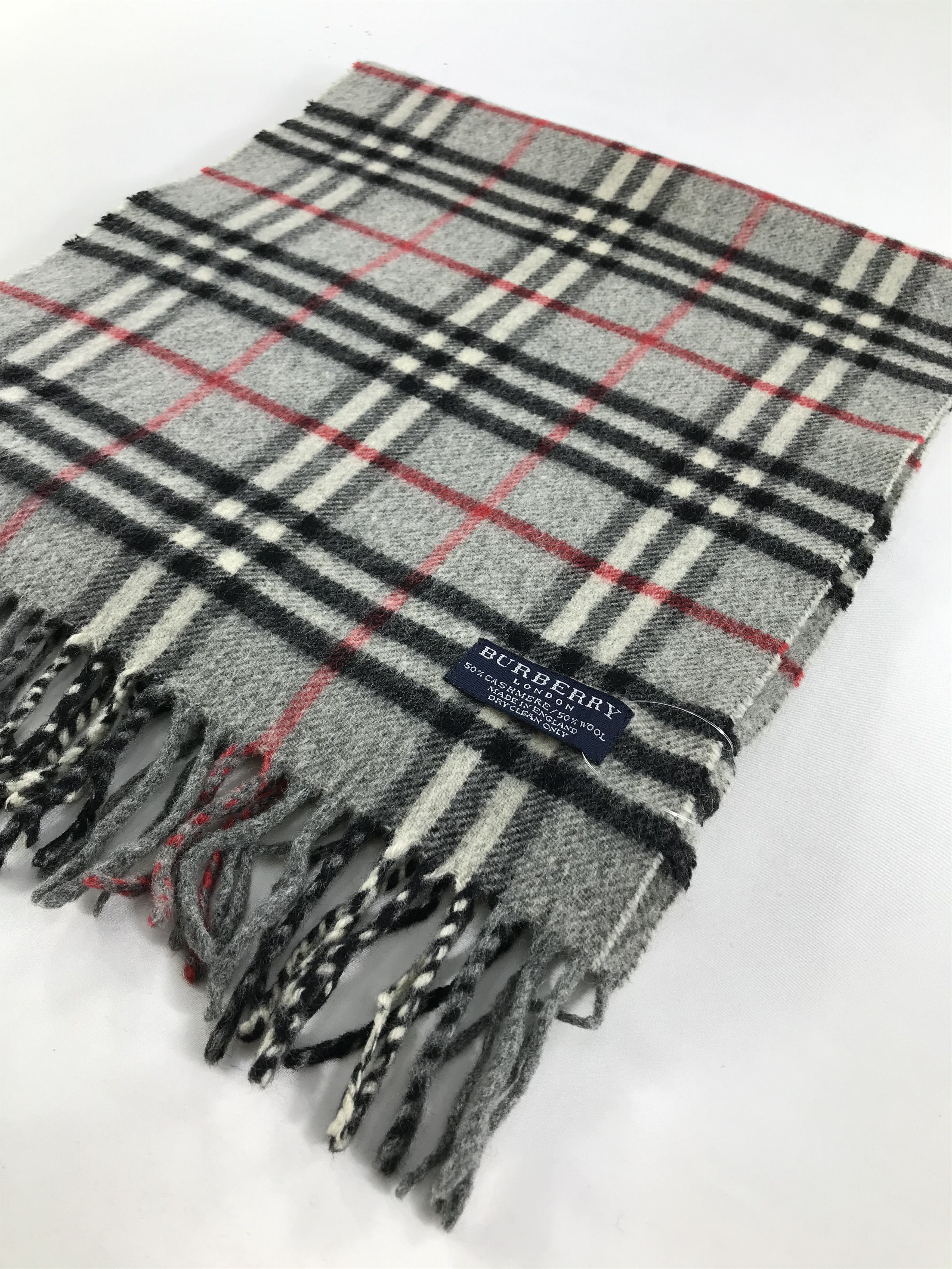 Burberry Vintage Burberry Scarf/Muffler/Neckwear MF1075 Size ONE SIZE - 3 Thumbnail