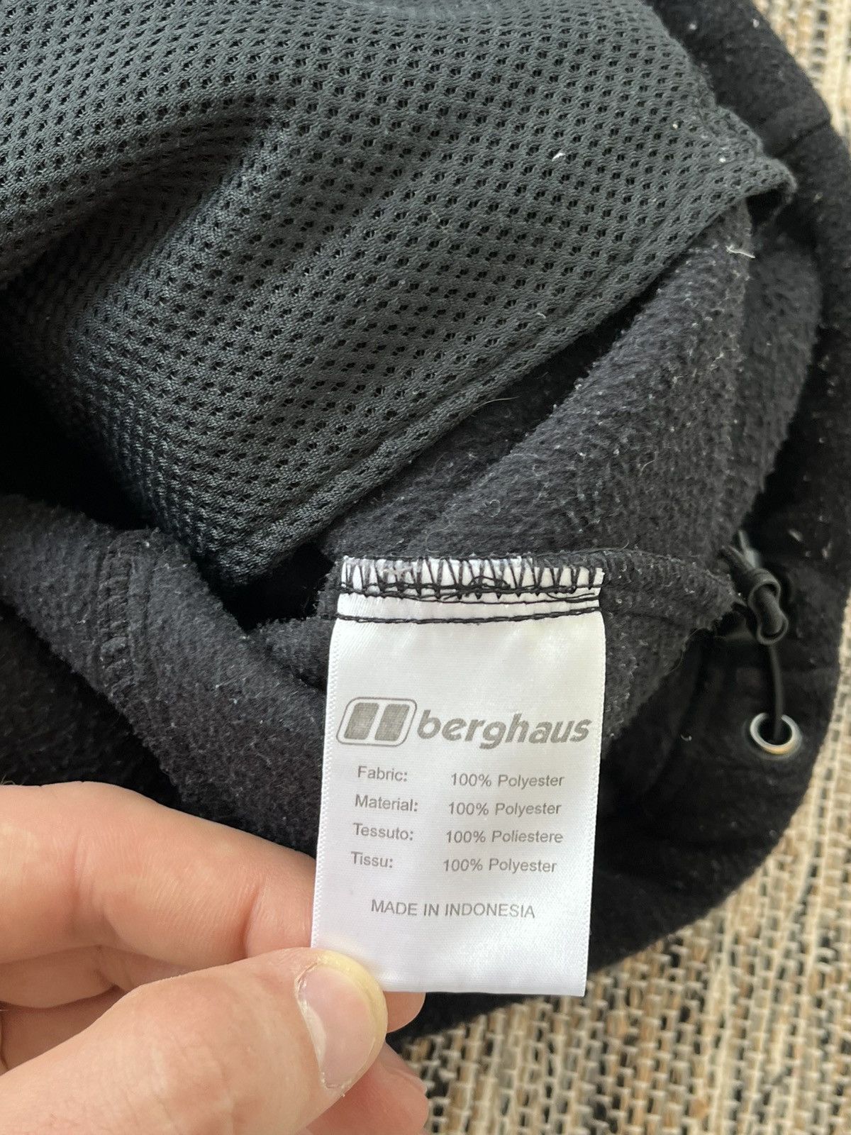 Berghaus × Vintage Vintage Berghaus Fleece Vest Black outdoorwear Y2K Size M / US 6-8 / IT 42-44 - 12 Thumbnail