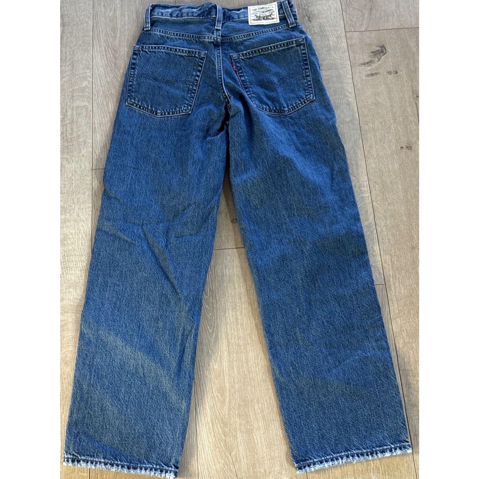 Levi's Levi's Women’s Baggy Dad Jeans Blue Denim Medium Wash Size 24 Size 26" / US 2 / IT 38 - 2 Thumbnail