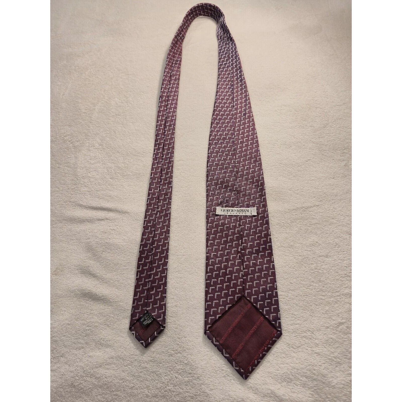 Giorgio Armani Giorgio Armani Necktie Italy Maroon Geometric Silk Men's Size ONE SIZE - 3 Thumbnail