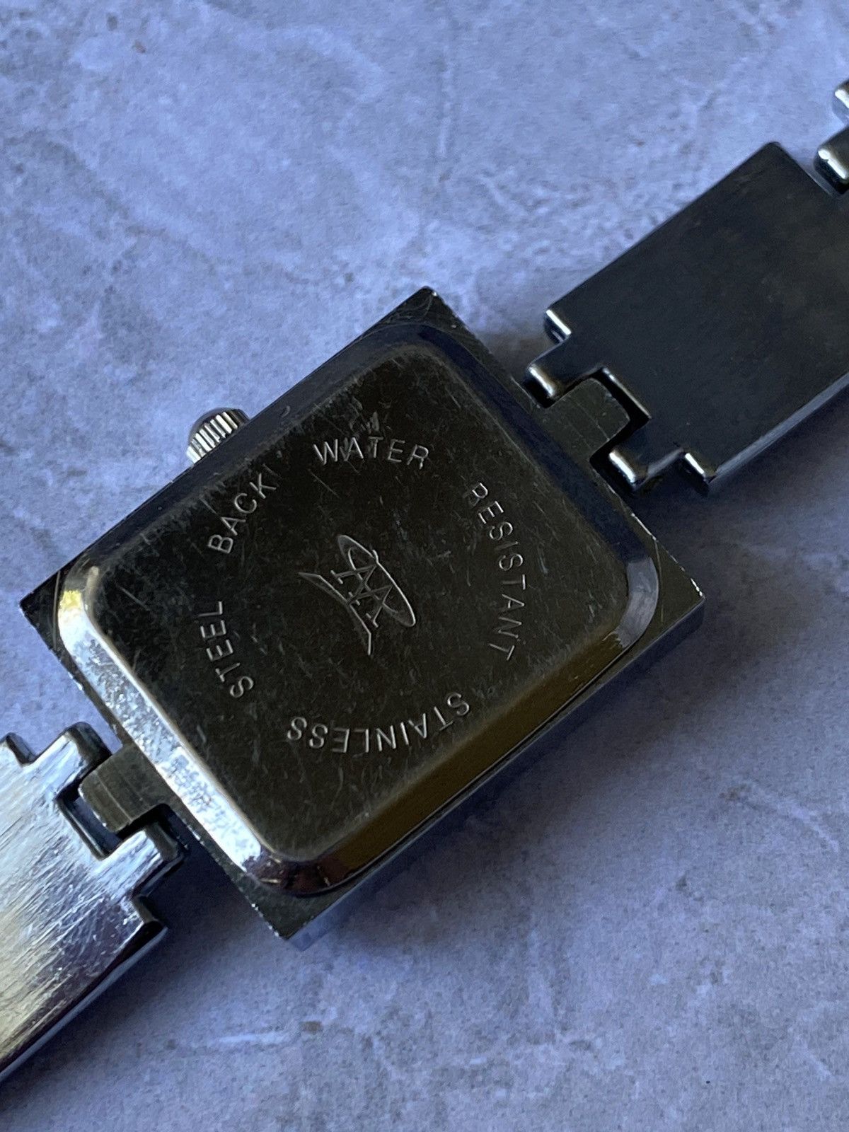 Japanese Brand × Vintage YWQ LC-080 Futuristic Watch Butterflies Metal Bracelet Size ONE SIZE - 8 Thumbnail