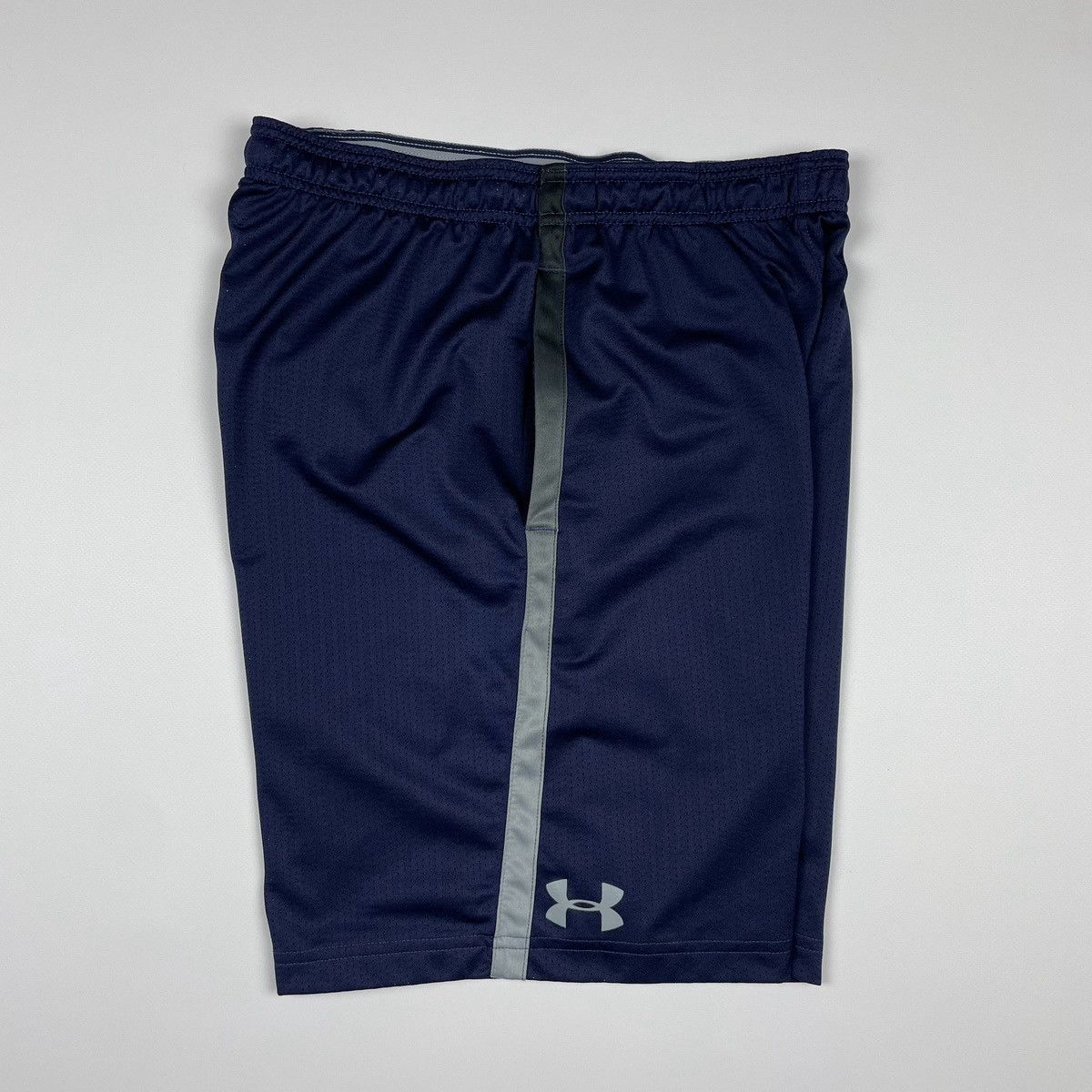 Under Armour Under Armour Athletic Shorts Size US 34 / EU 50 - 3 Thumbnail
