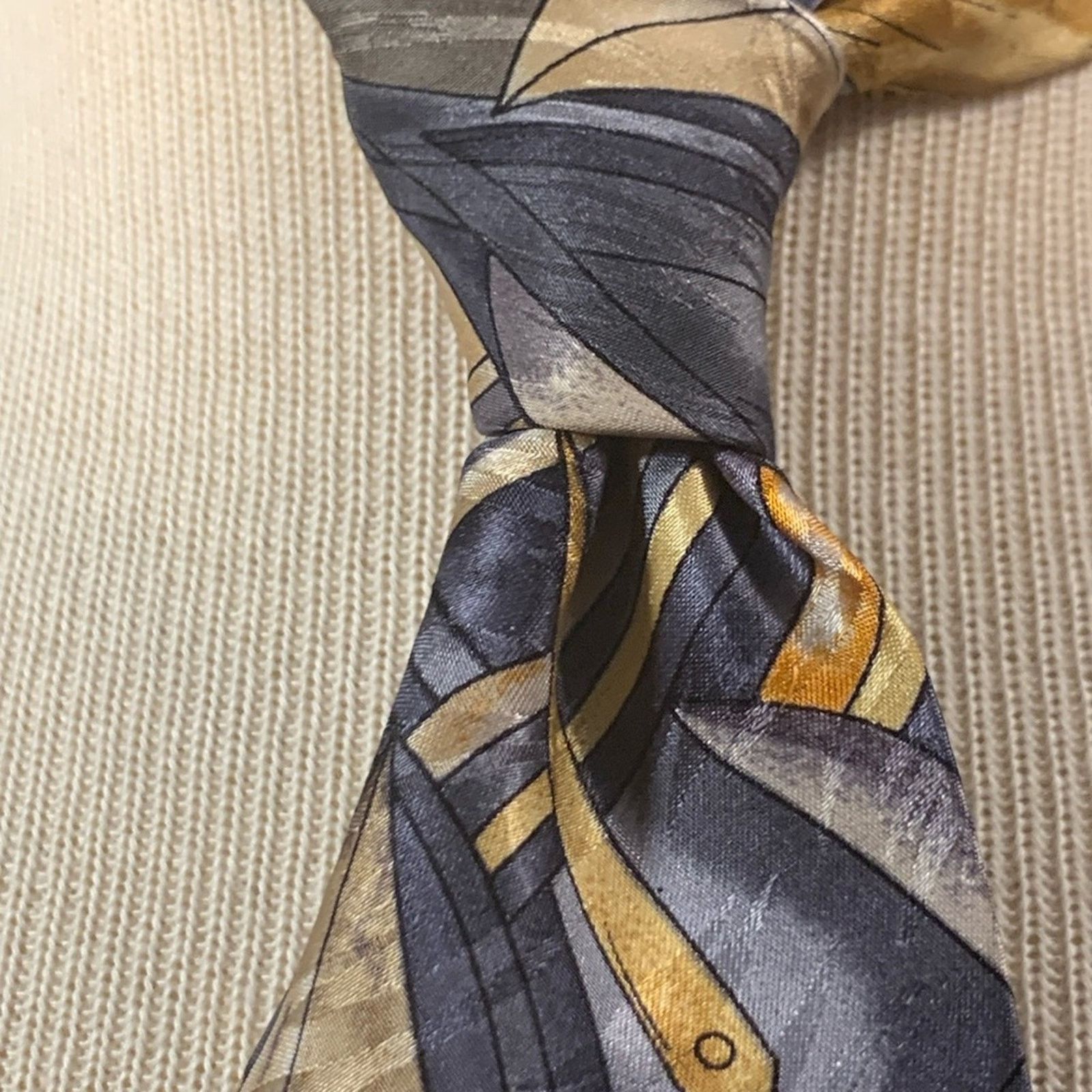 Vintage J. Garcia,Grateful Dead abstract modernist 100% silk necktie Size ONE SIZE - 1 Thumbnail