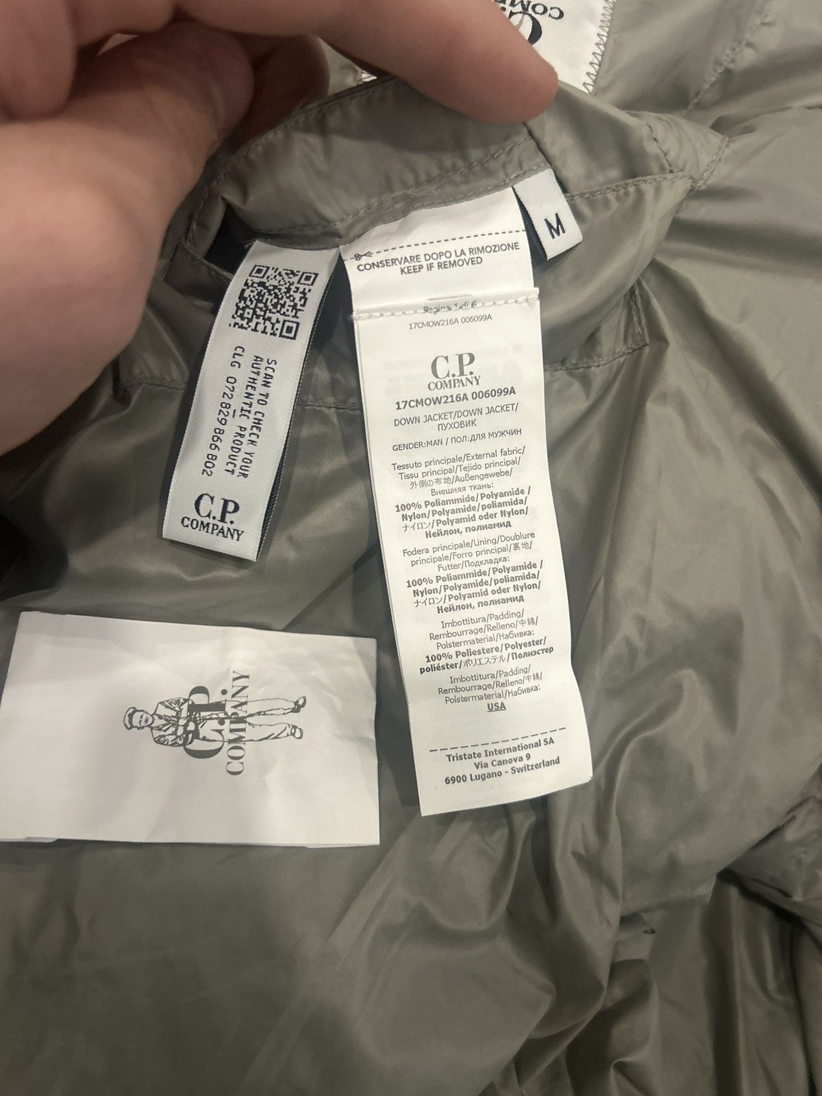 C.P. Company C.P. Company DD Shell Puffer Size US M / EU 48-50 / 2 - 9 Thumbnail