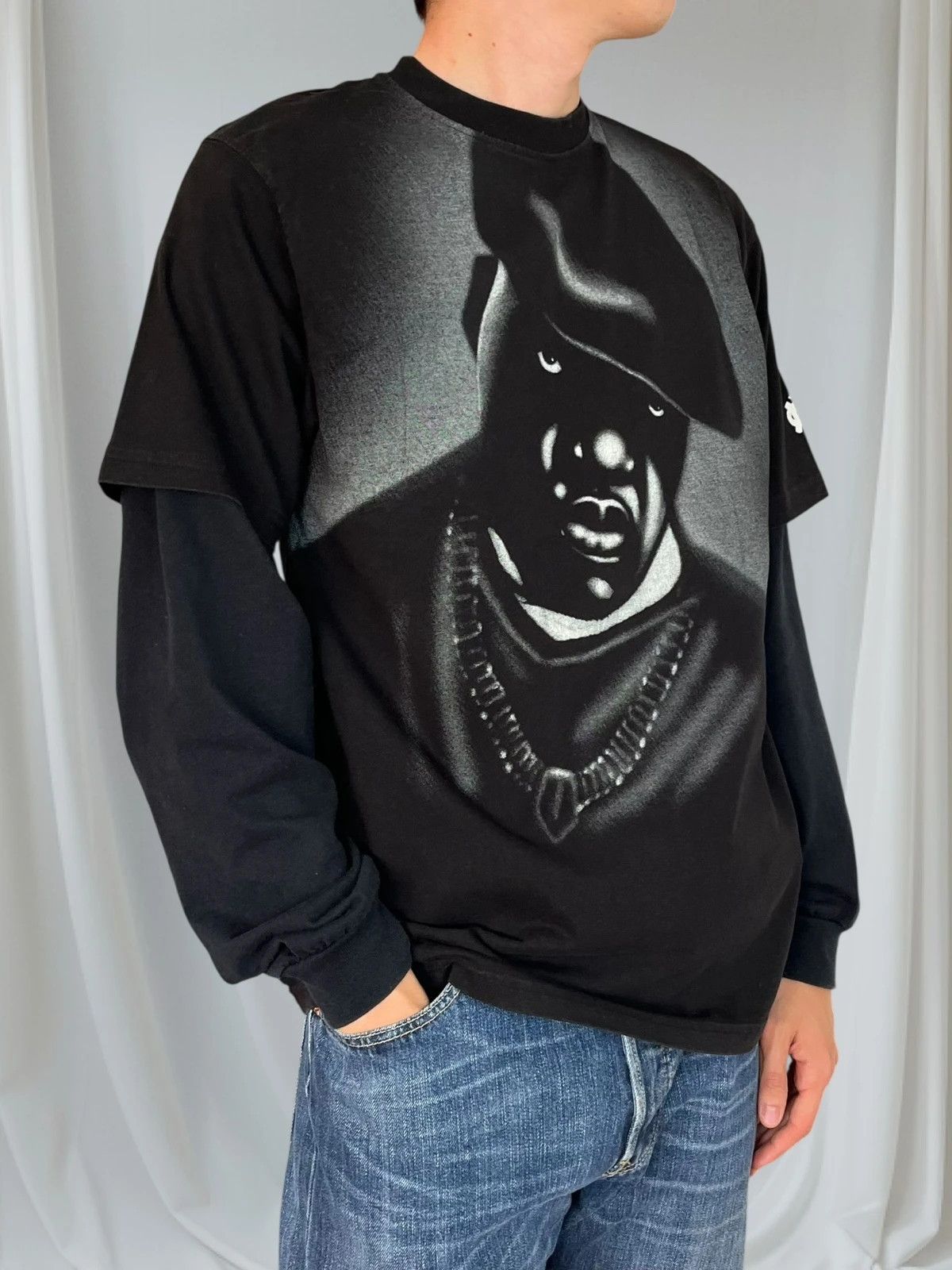 Vintage Vintage 00s Big Notorious Air Wear NYC Rap Tee T-shirt Size US L / EU 52-54 / 3 - 2 Thumbnail