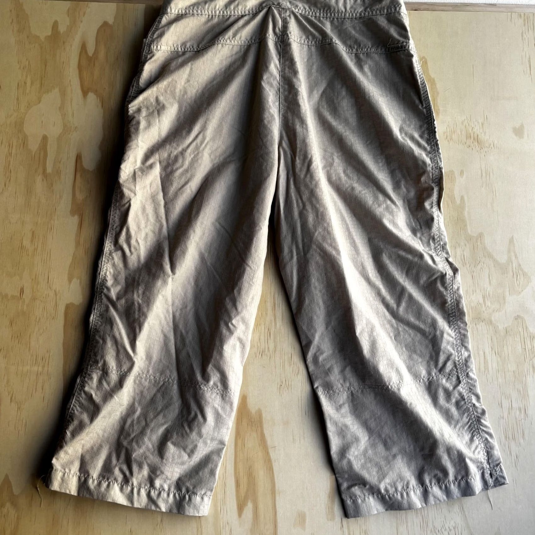 Vintage New York & Company NY Khakis Pants Womens 14 Beige Nylon Straight Leg Travel Casual Everyday Lightweight Pockets Front Zip Fly Size 36" / US 14 / IT 50 - 4 Thumbnail