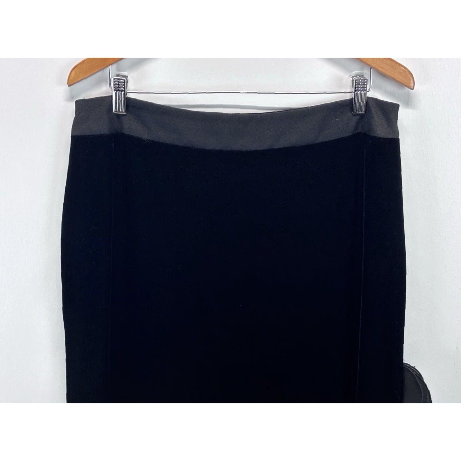 Vintage VINTAGE JS Collection Velvet Skirt Sz 16 Women’s Black Ruffle Trim Goth 90s Whimsigoth Asymmetric Long Long Skirt Womens Size 38" / US 16 / IT 52 - 2 Thumbnail