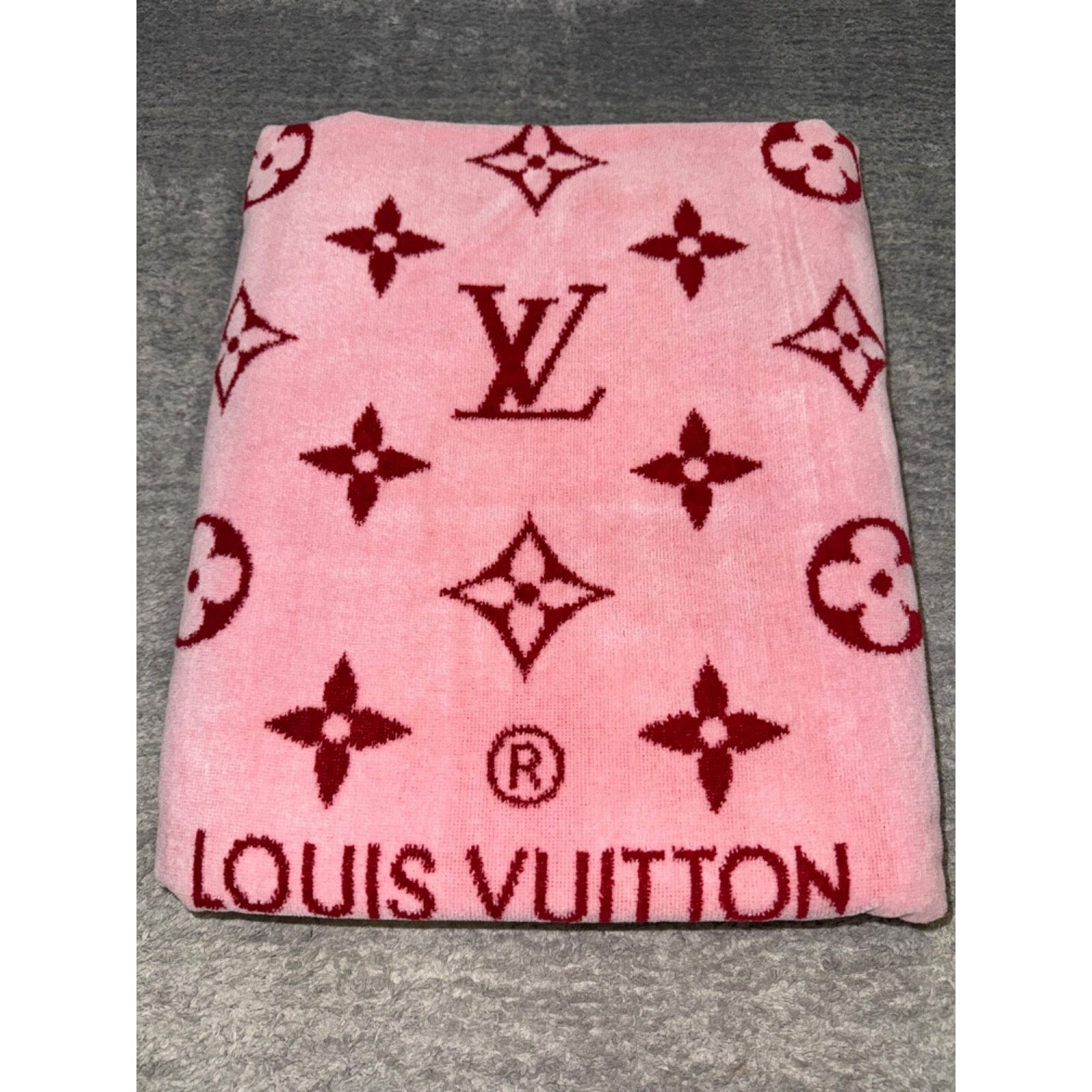 Louis Vuitton Louis Vuitton Drap Bain Pink Red Escale Bath Beach Towel Size ONE SIZE - 3 Thumbnail