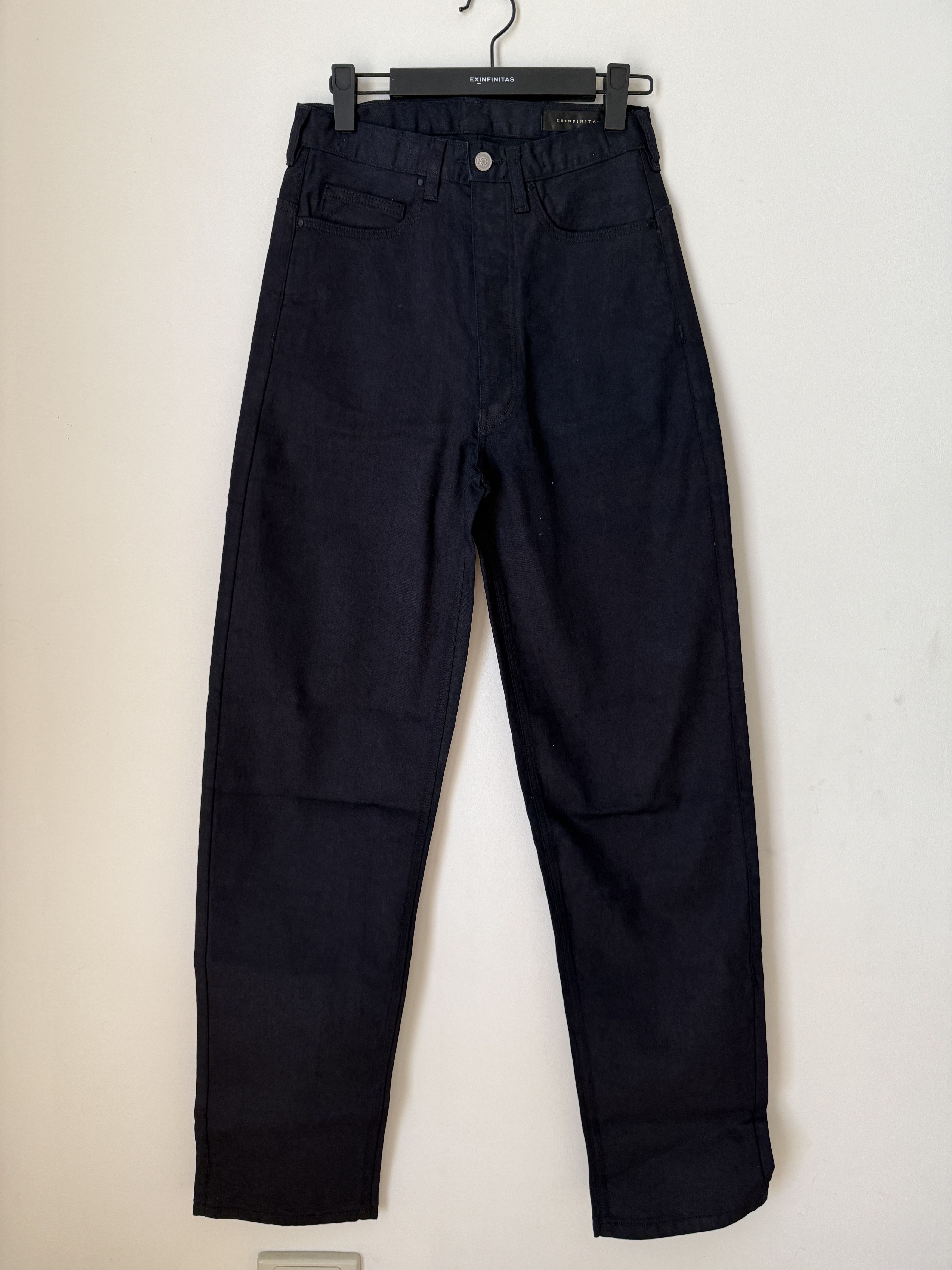 EX INFINITAS EX INFINITAS LOOSE TAPERED NAVY COATED JEANS. SZ 26 Size US 26 / EU 42 - 3 Thumbnail
