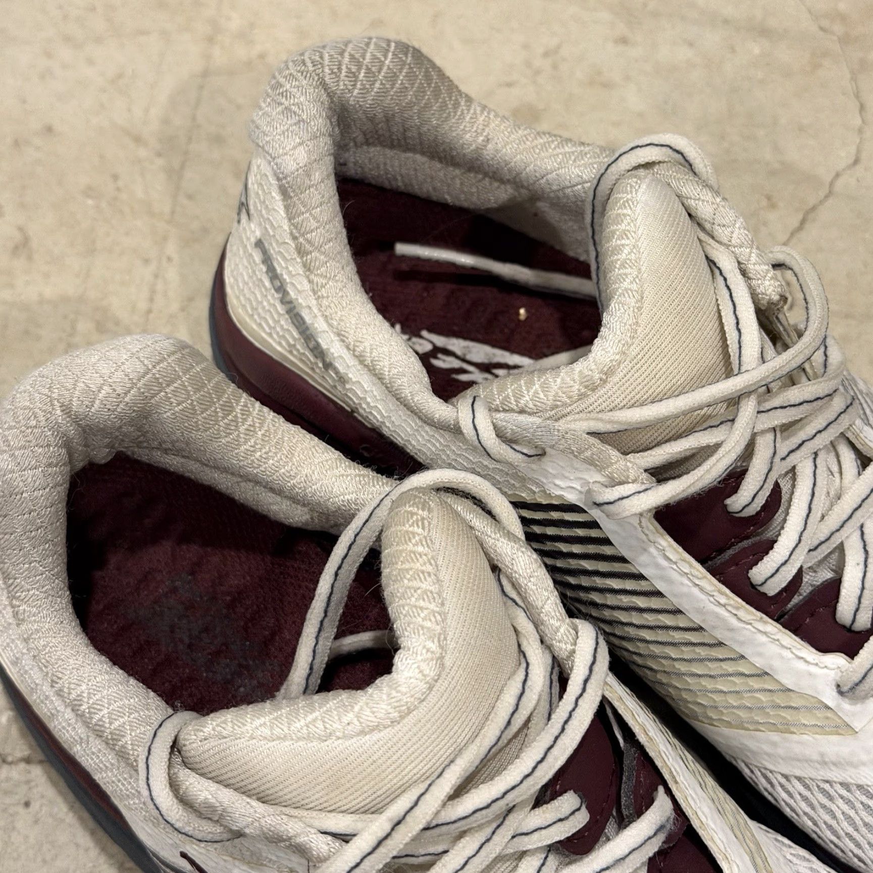 Altra Altra Provision Womens Sneaker Size 7.5 White Colour Burgundy Grey Size US 6 / IT 36 - 4 Thumbnail