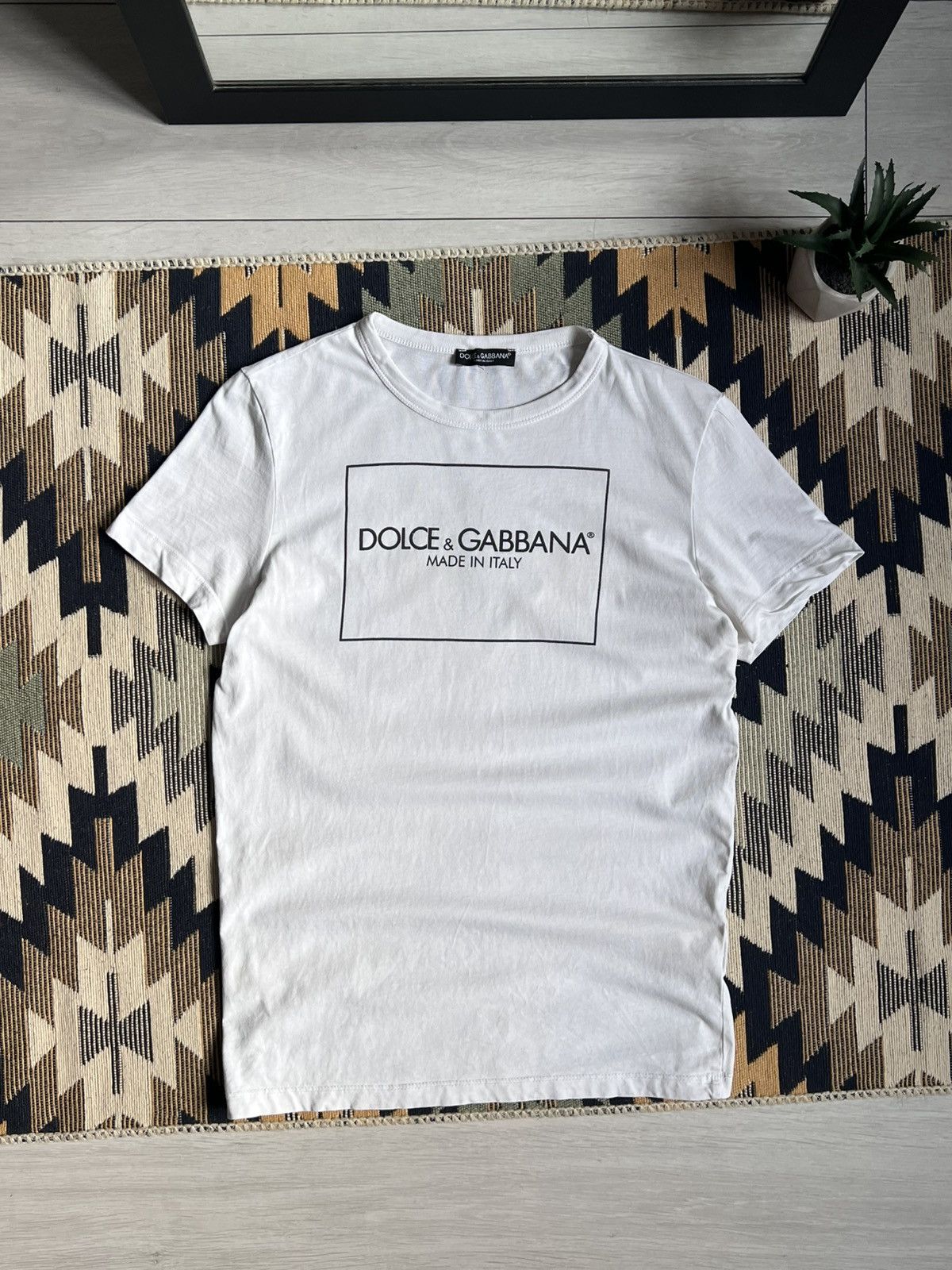 Dolce & Gabbana Dolce & Gabbana Big Logo Luxury T-shirt Size L / US 10 / IT 46 - 1 Thumbnail