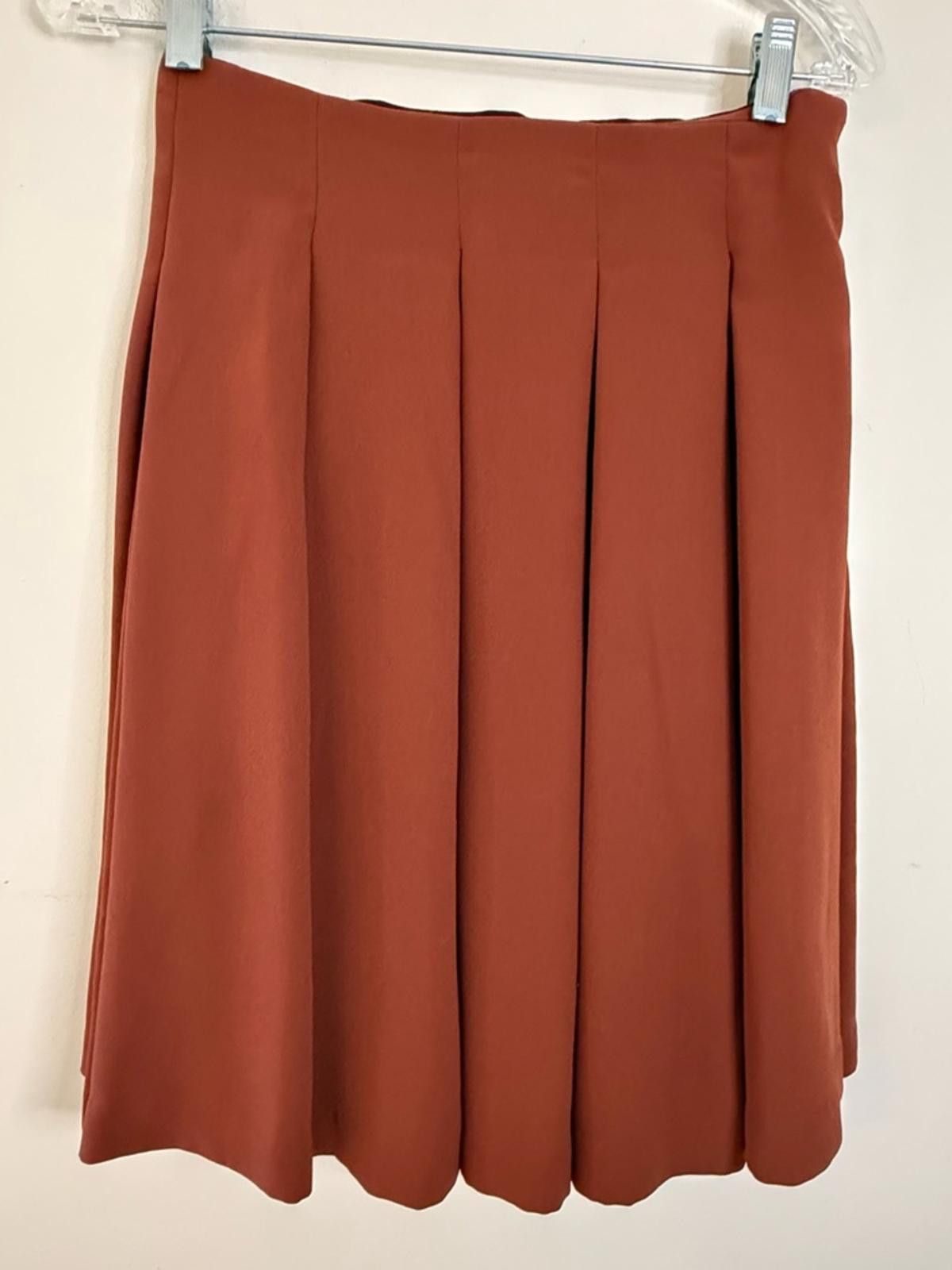 Other Uniqlo pleated midi skirt in a reddish brown SZ 6 Size 28" / US 6 / IT 42 - 1 Thumbnail