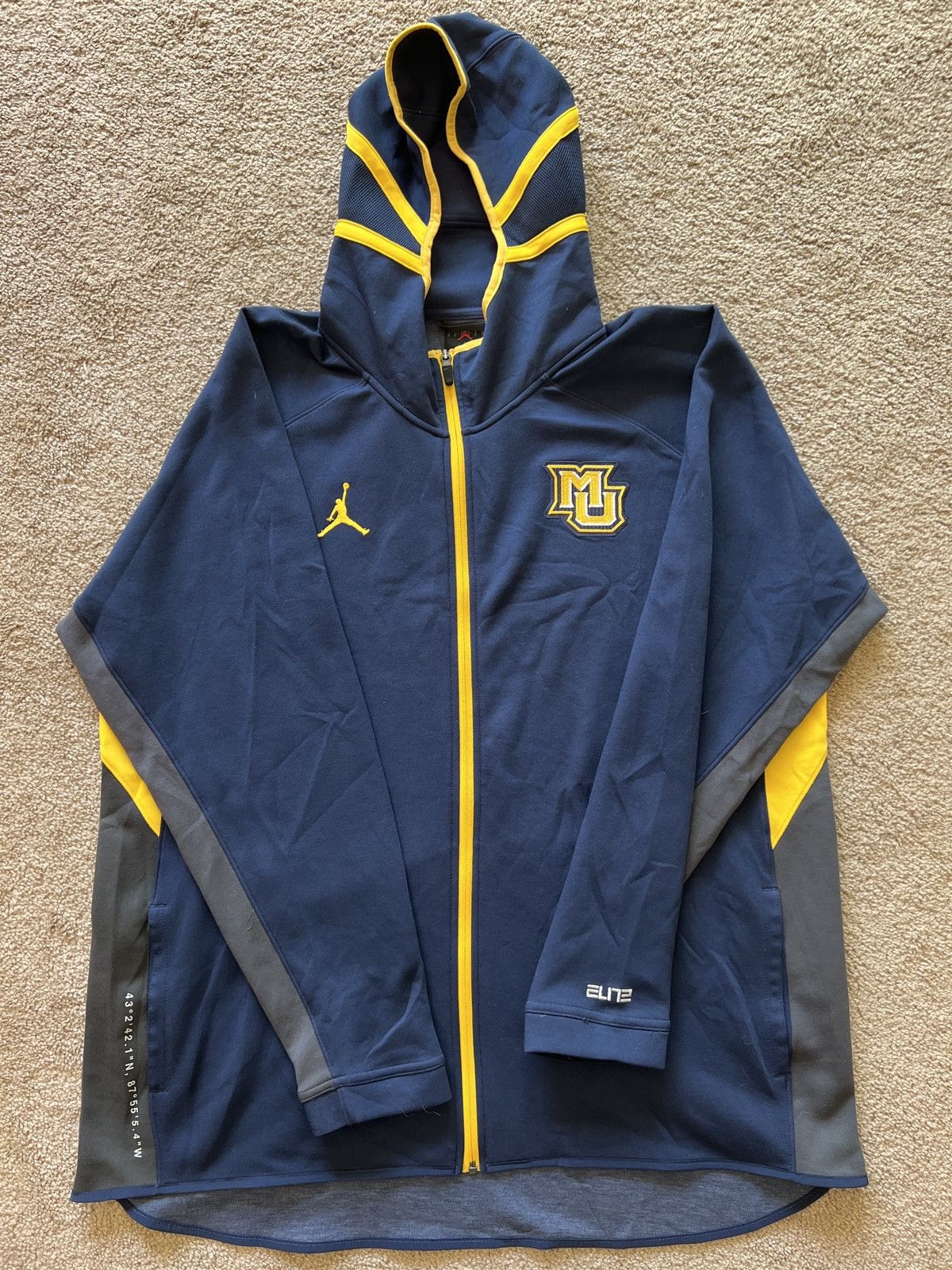 image of Jordan Brand Elite Marquette University Zip-Up Hoodie in Navy, Men's (Size 2XL)