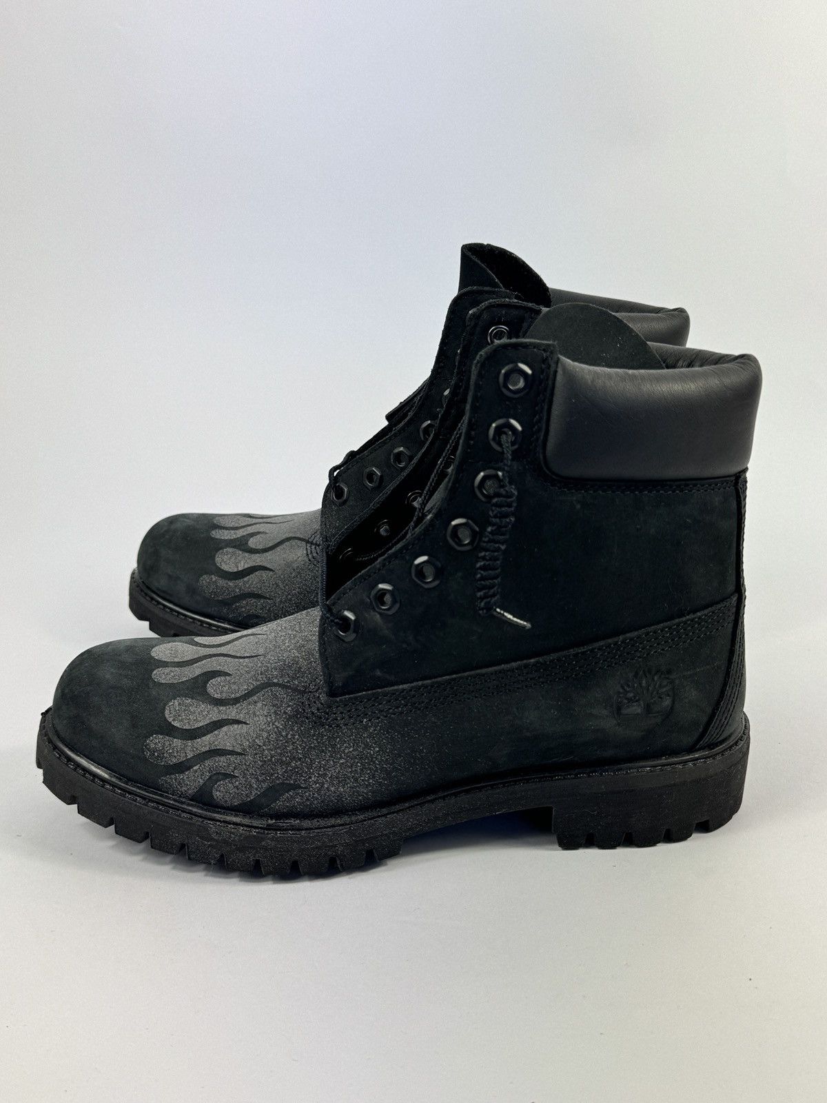 Timberland x LOSSO x MANNAHATA NYC REFLECTIVE BOOTS Size US 8.5 / EU 41-42 - 3 Thumbnail