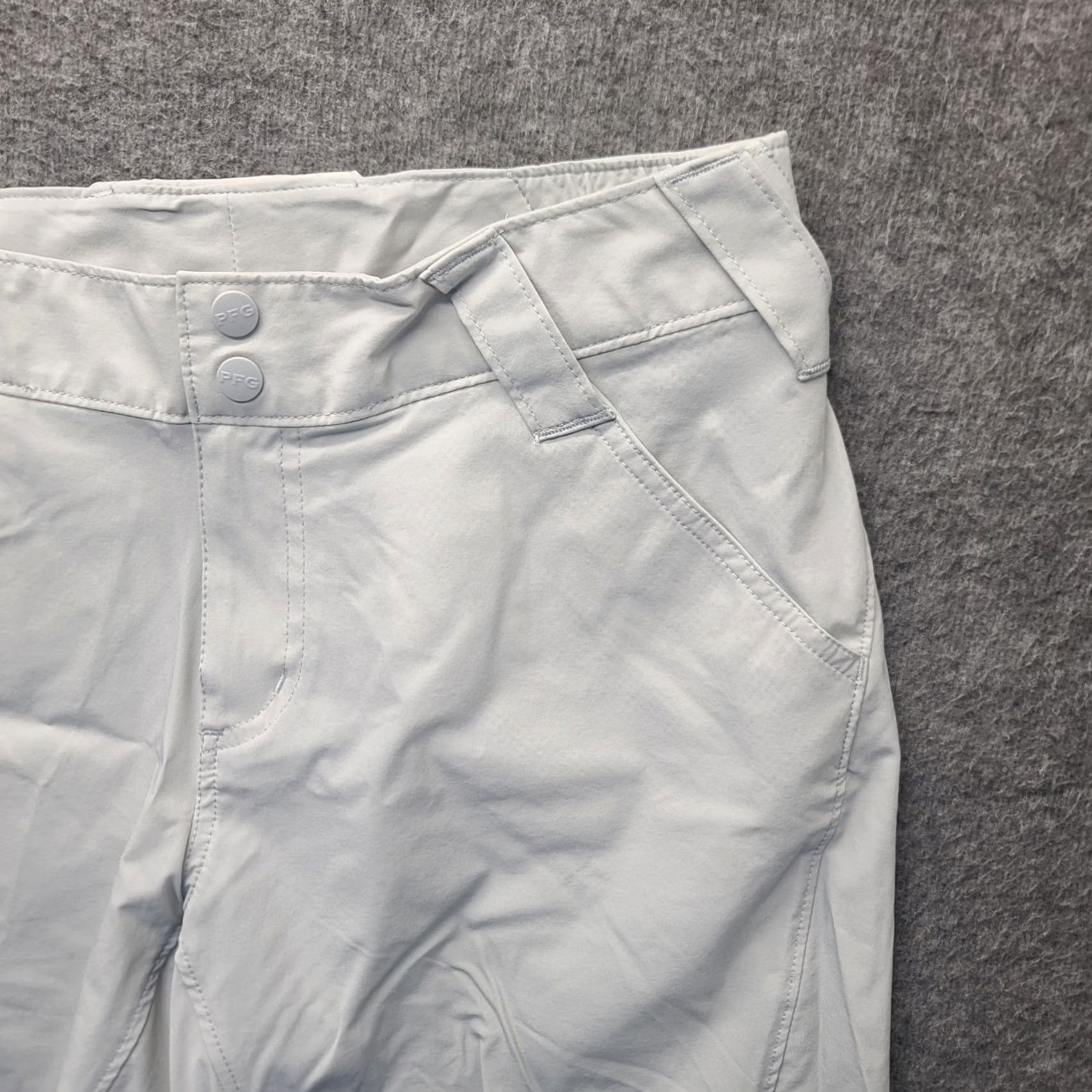 Vintage Columbia PFG Shorts Womens 10 Regular Mid Rise Hiking Fishing Outdoor Nylon Gray Microfiber 7in Inseam Pockets UPF Quick Dry Size 32" / US 10 / IT 46 - 7 Thumbnail