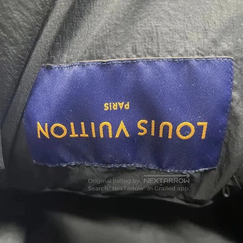 Louis Vuitton Louis Vuitton grey combined warm fluffy hooded down jacket Size US S / EU 44-46 / 1 - 6 Thumbnail