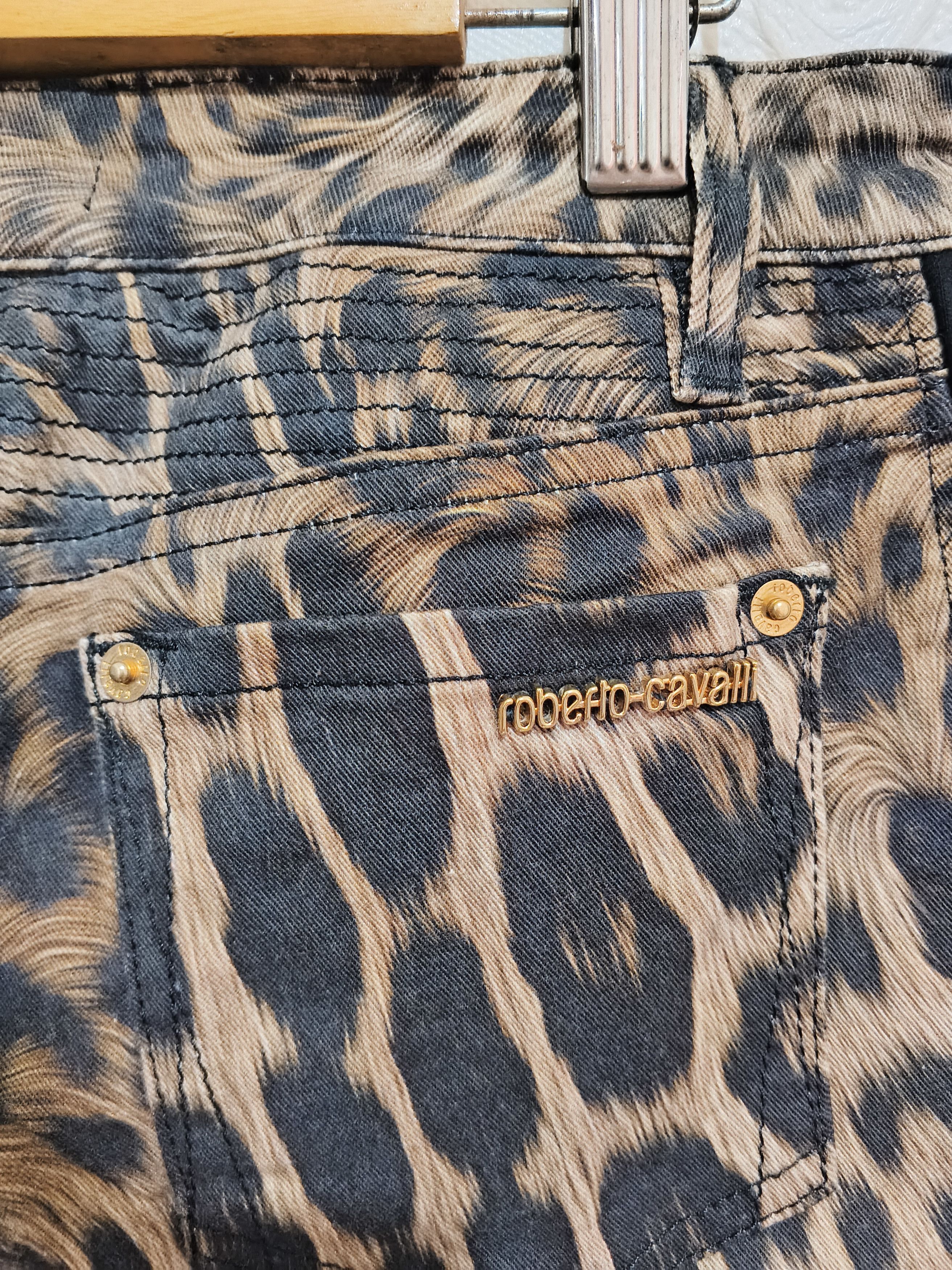 Roberto Cavalli Roberto cavalli Leopard capris pants Size 28" / US 6 / IT 42 - 6 Thumbnail