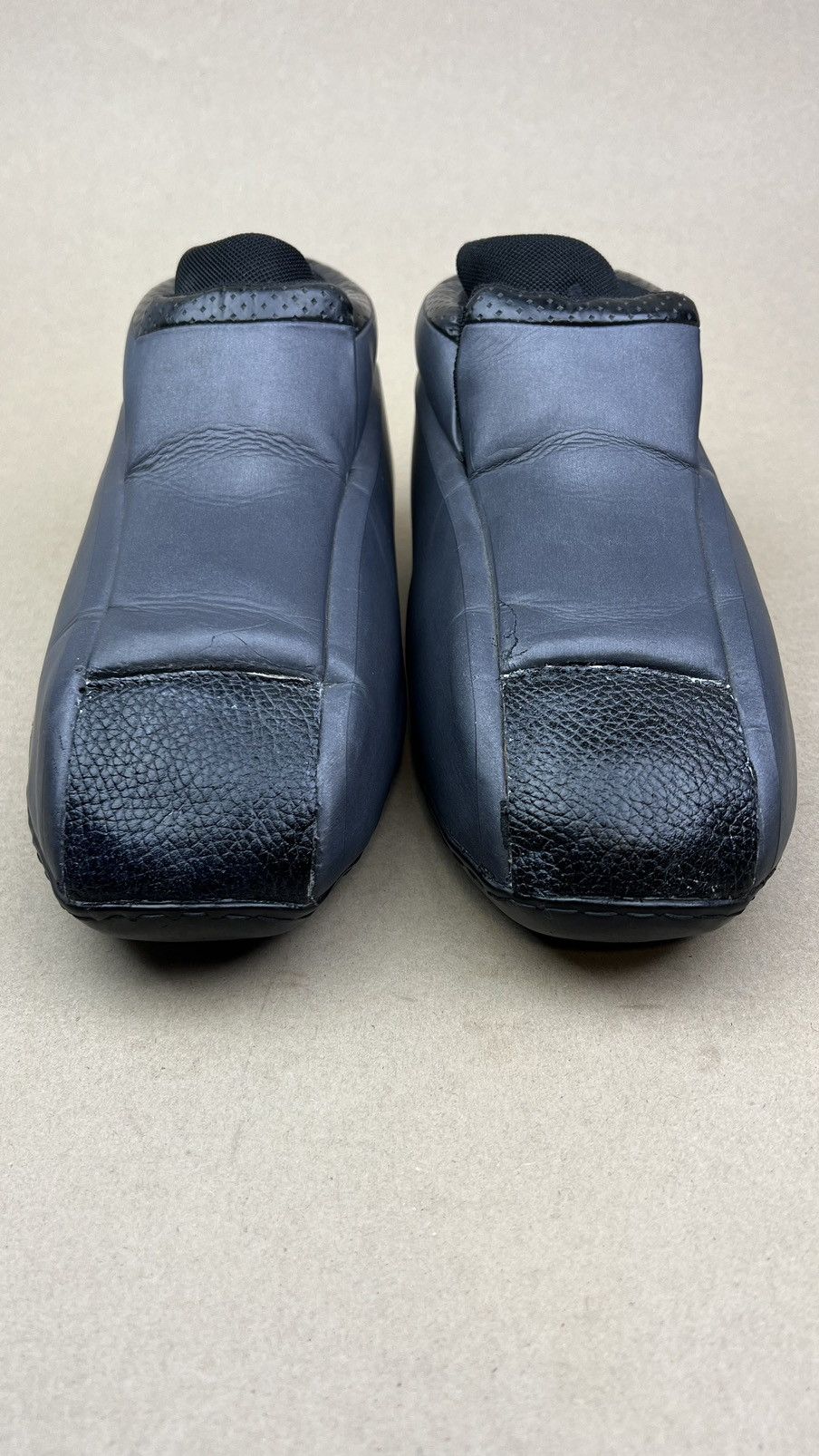Adidas Kobe Two Adidas Sneakers Graphite Colorway Kobe Bryant Nike Size US 10 / EU 43 - 9 Thumbnail
