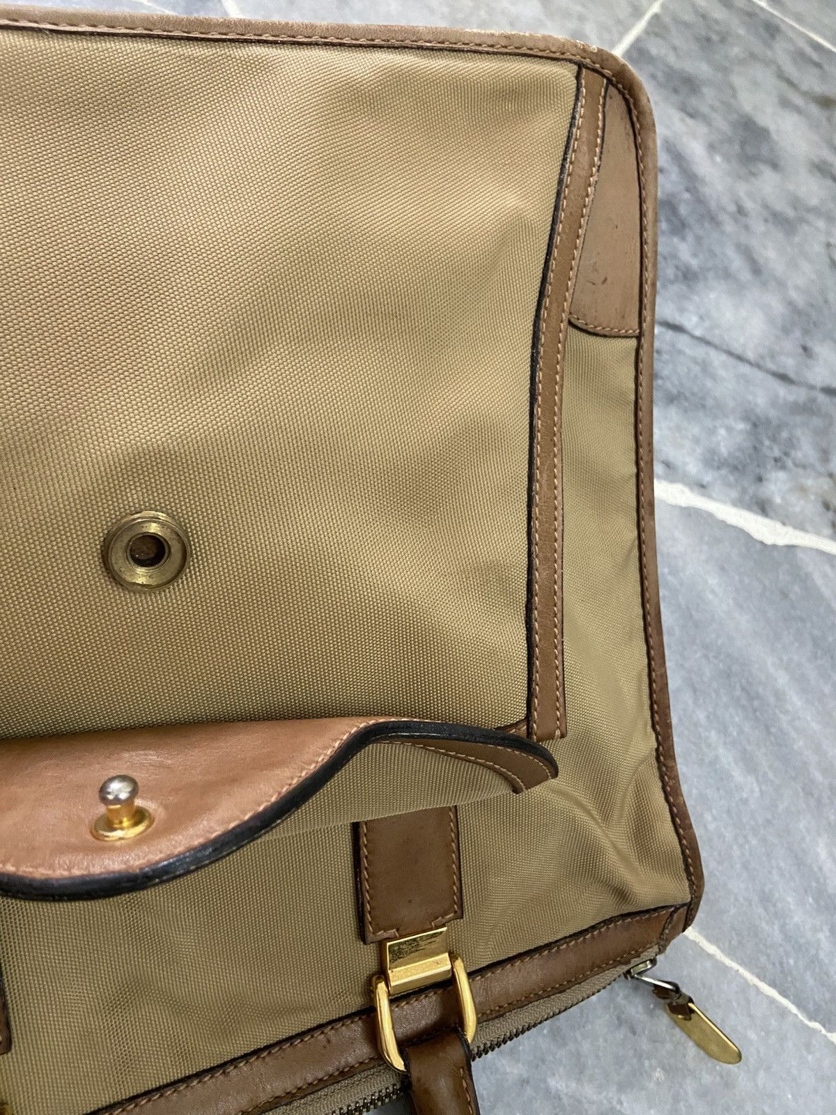 Gucci Vintage Gucci Monogram Canvas GG Leather Bag Size ONE SIZE - 7 Thumbnail
