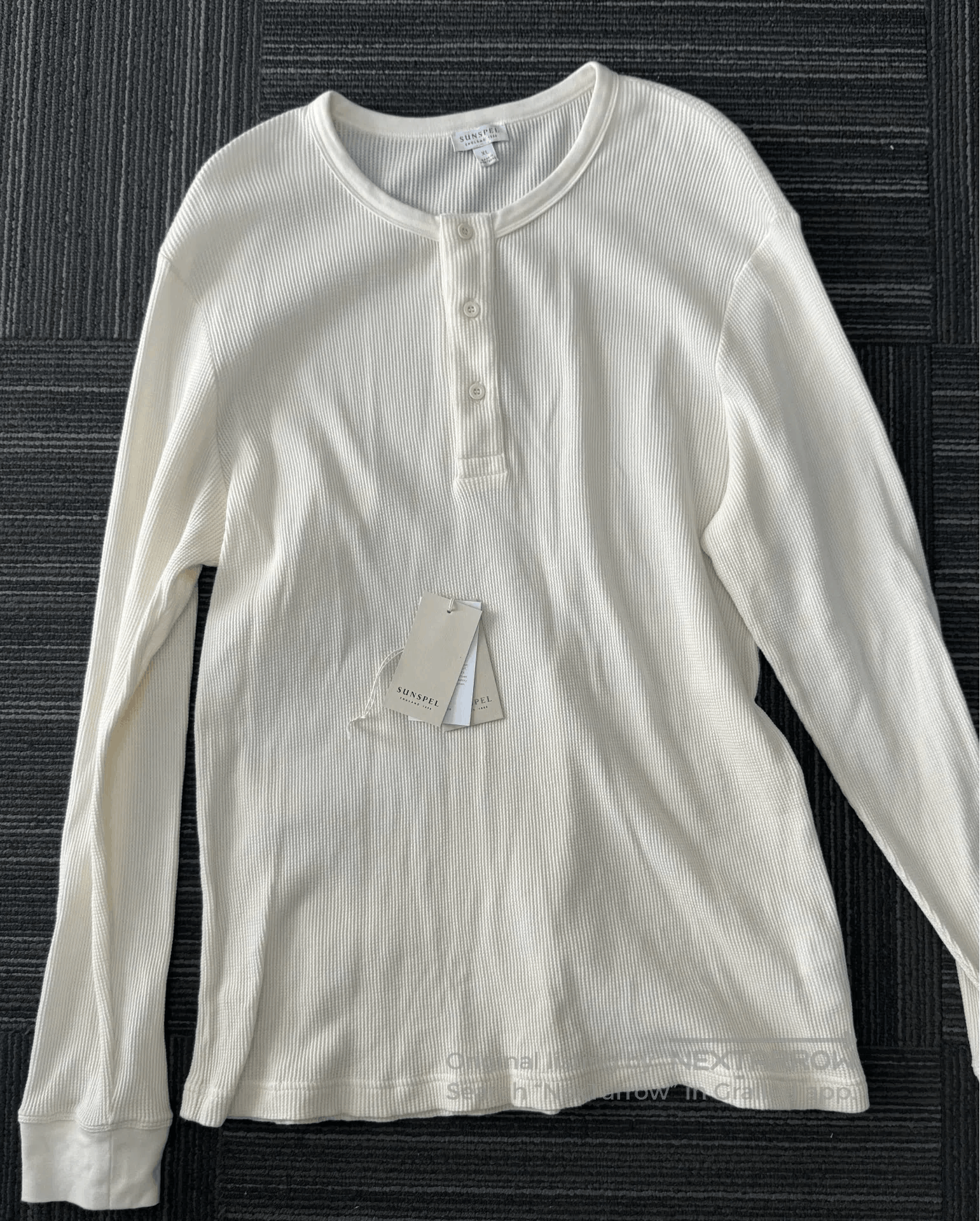 Sunspel Sunspel Beige Cotton Waffle Henley XL. Size US XL / EU 56 / 4 - 1 Thumbnail
