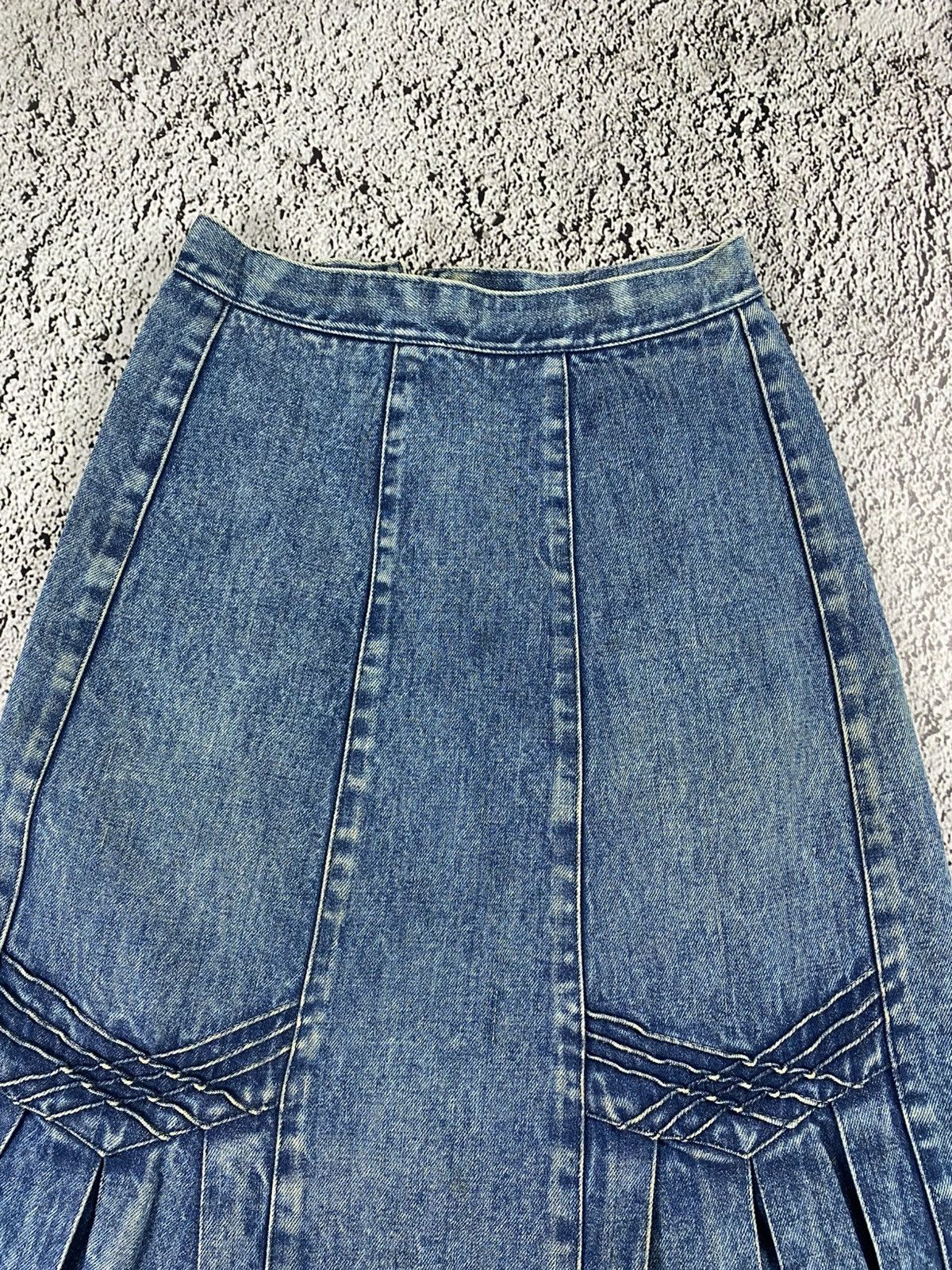 Japanese Brand Vintage 90s faded denim maxi skirts retro streetwear Size 26" / US 2 / IT 38 - 6 Thumbnail