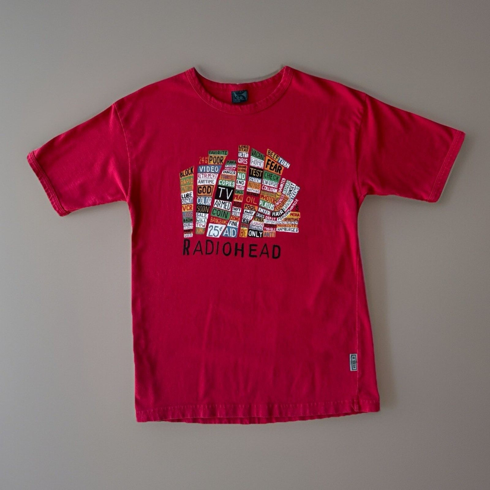 Radiohead Hail to the Thief Tshirt　レッド　M 03s ''Radio head'' Hail to the Thief T-shirt – KIARIS