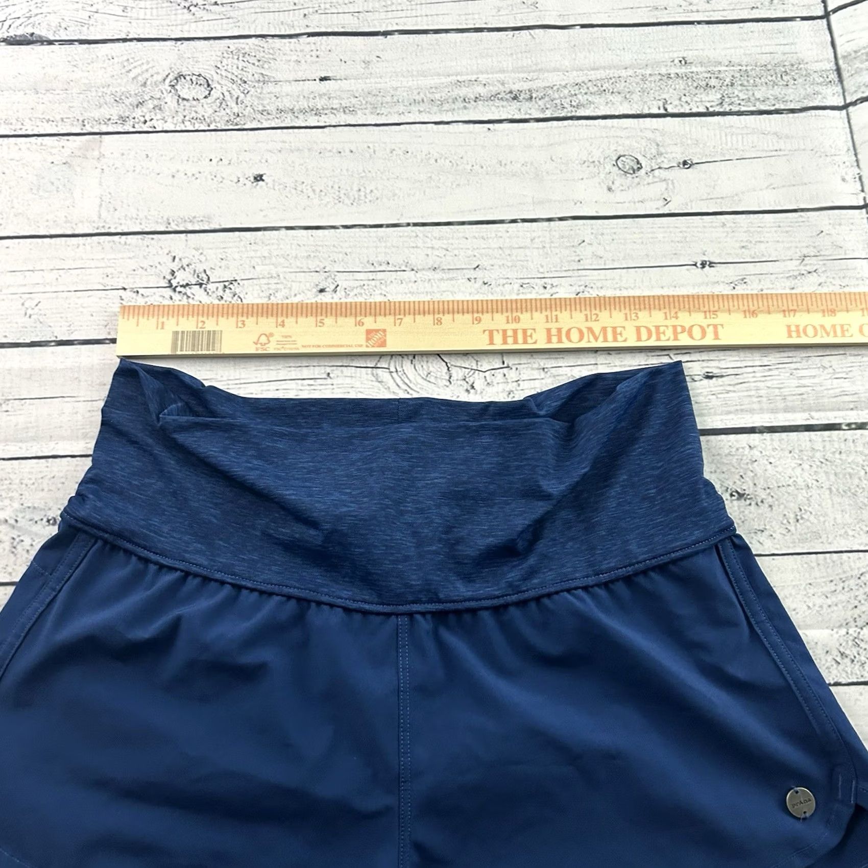 Prana PrAna Sunriver Athletic Shorts Women's Medium Blue Athletic Shorts Womens M Blue PrAna Sunriver Activewear Shorts Women M Blue Size 32" / US 10 / IT 46 - 5 Thumbnail