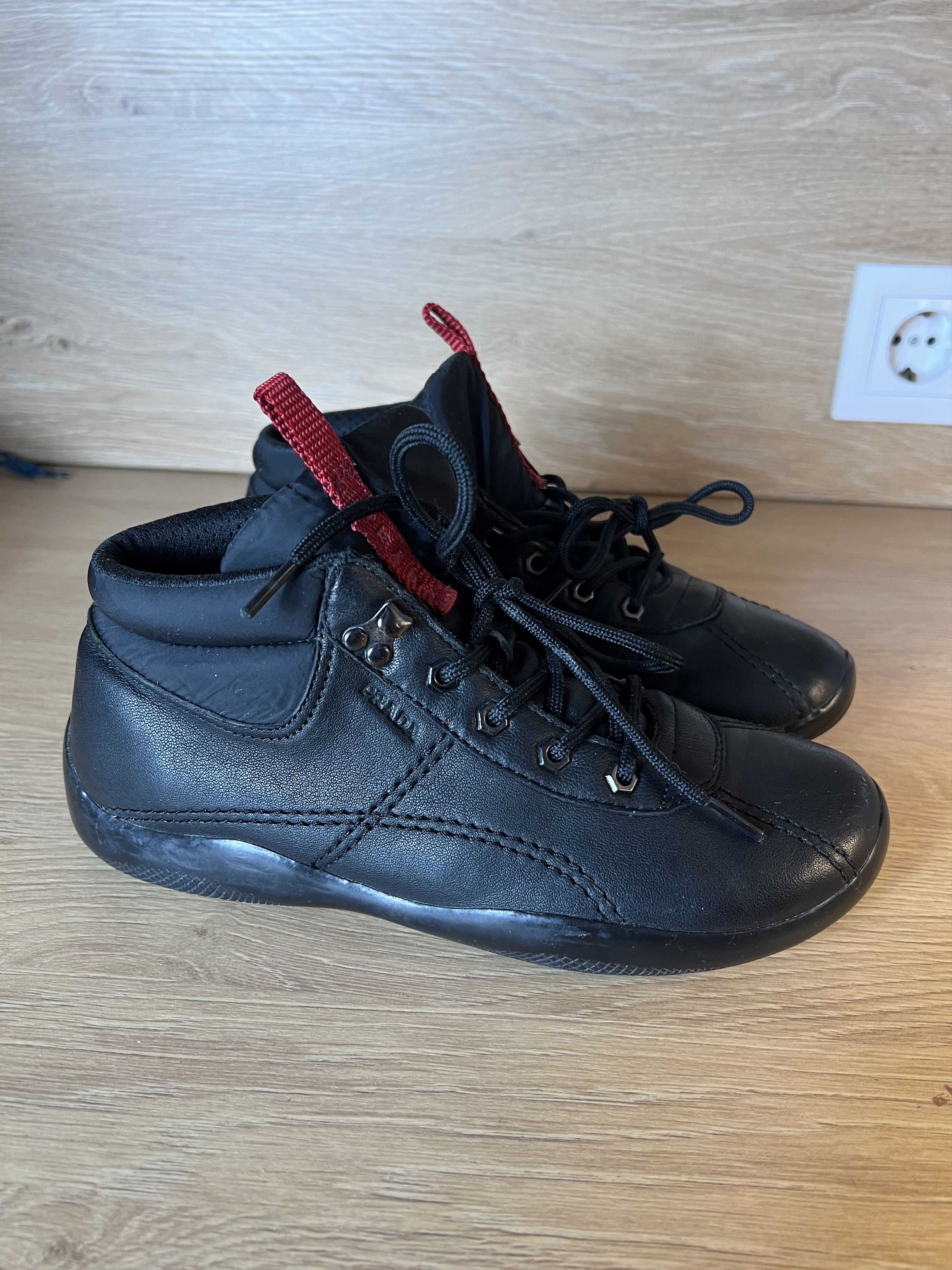 Prada prada black low boots leather Size US 5 / IT 35 - 11 Thumbnail