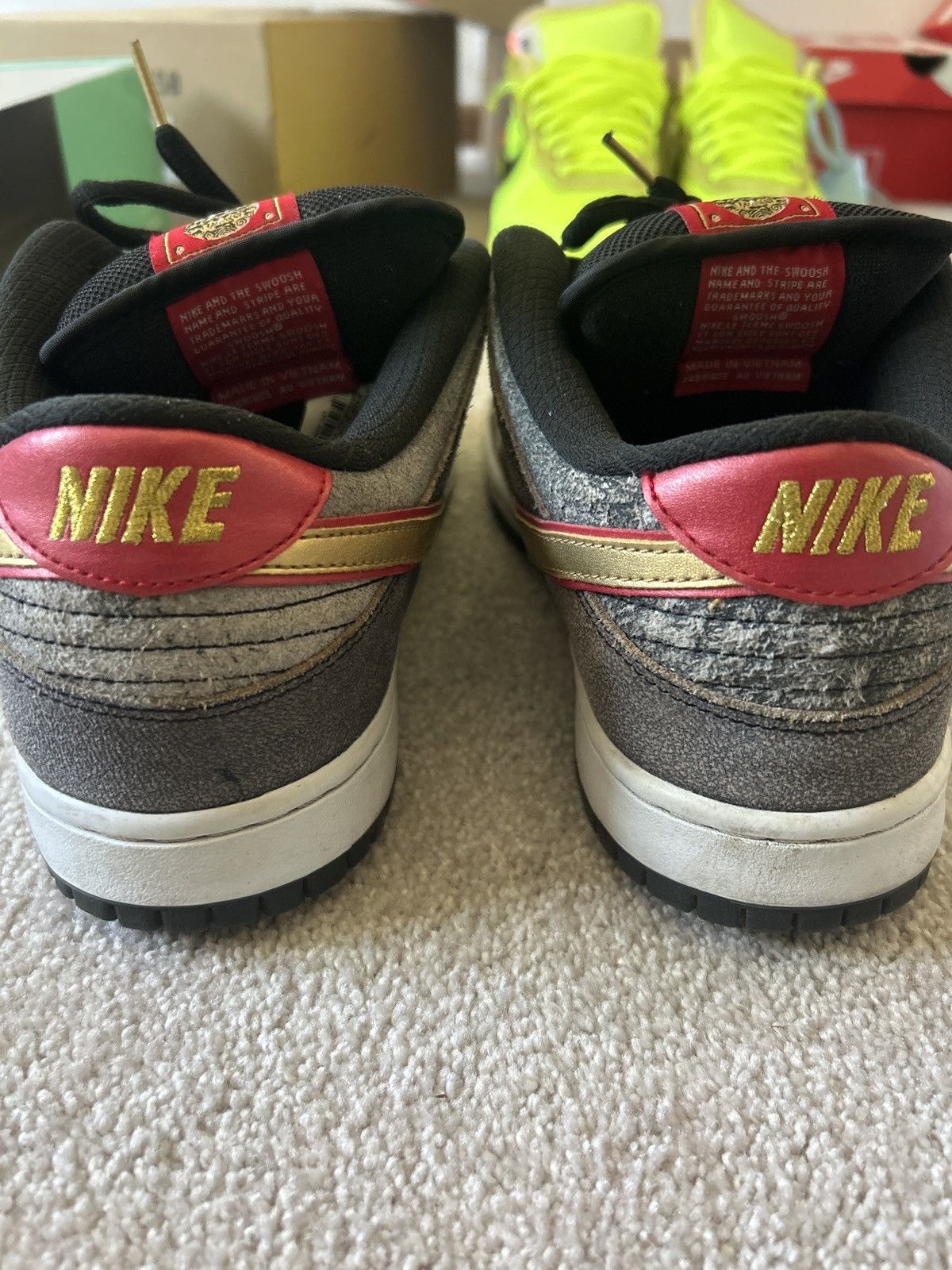 Nike Nike Dunk Low Premium SB QS Beijing Size US 10 / EU 43 - 5 Thumbnail