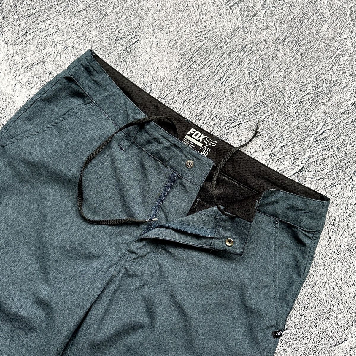 Fox Racing 🔥Mens FOX Tech Shorts Gray Size: 30 Size US 30 / EU 46 - 12 Thumbnail