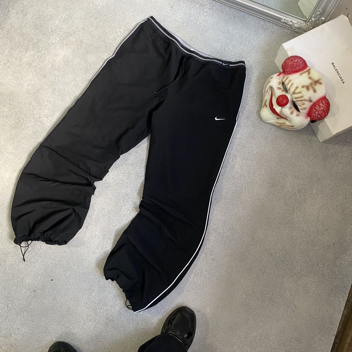 Nike Vintage Y2K Nike Track Pants Baggy Nylon Size US 36 / EU 52 - 2 Thumbnail
