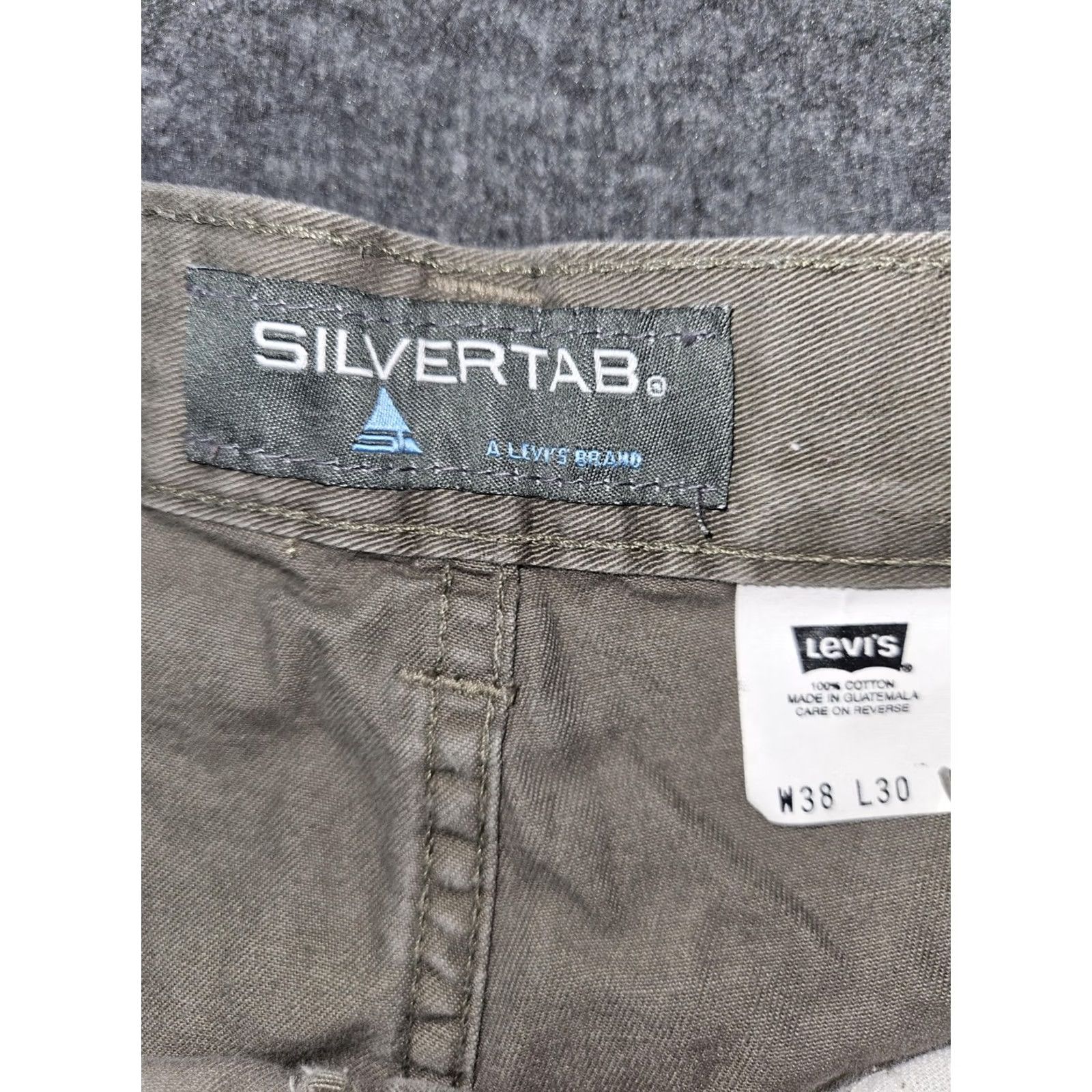 Levi's VINTAGE Levi's Silvertab Cargo Pants Mens 38x30 Brown Relaxed Denim Workwear Pants Size US 38 / EU 54 - 2 Thumbnail
