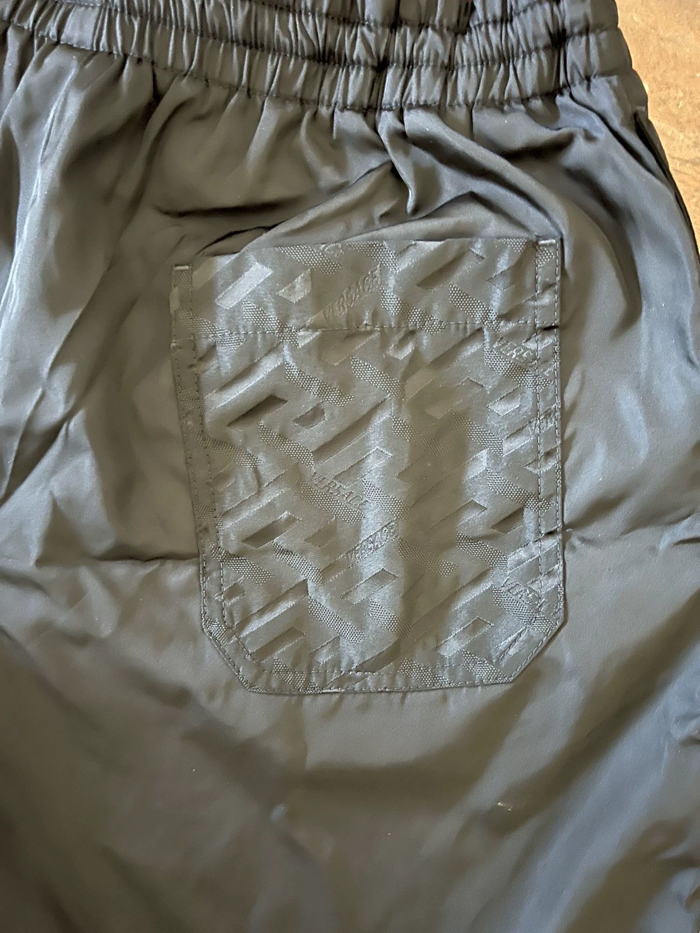 Versace Versace Workwear Style Versatile Greek Key Shorts 50 Size US 34 / EU 50 - 4 Thumbnail