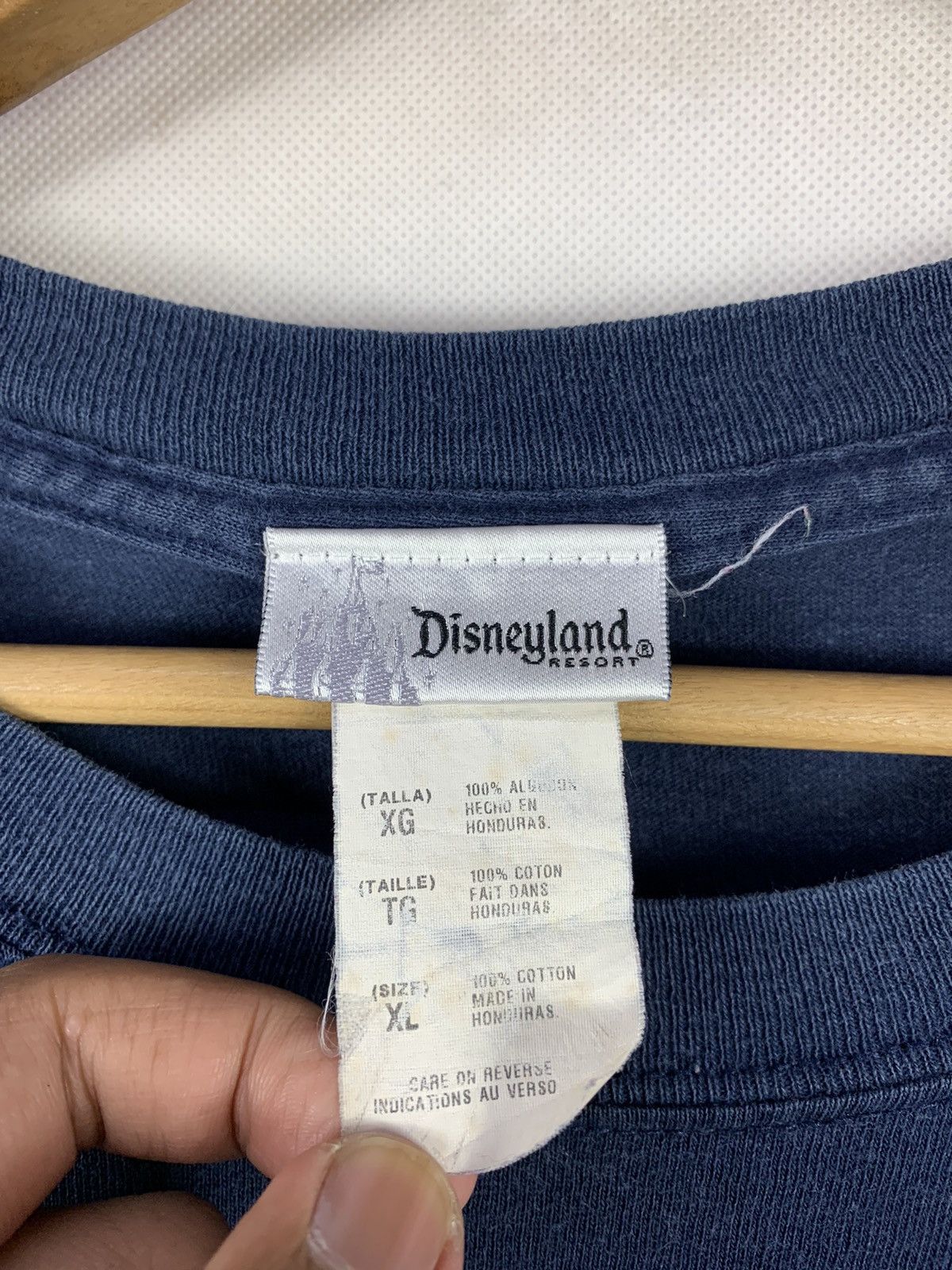 Disney Steals! Vintage Y2K Disneyland Mickey Mouse Tee Size US XL / EU 56 / 4 - 8 Thumbnail