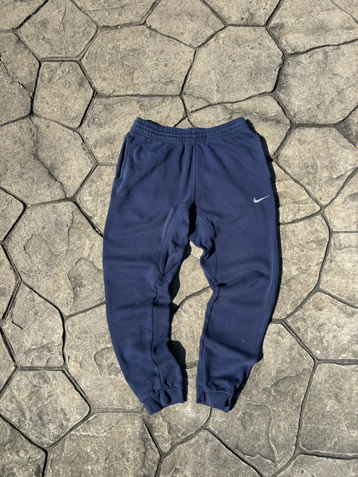Nike × Vintage Y2K Nike Tapered Fit Navy Joggers Size US 36 / EU 52 - 1 Thumbnail