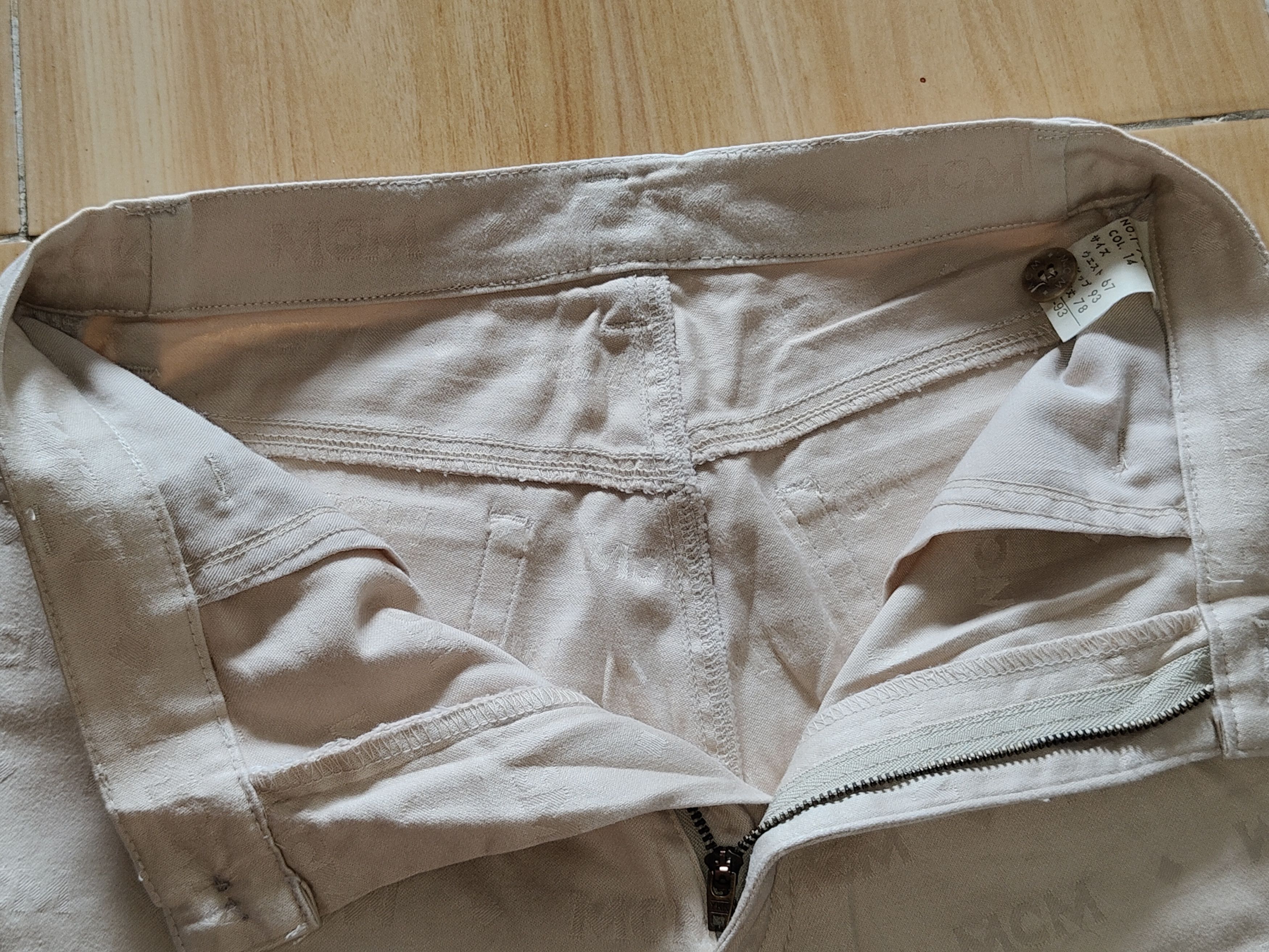 MCM MCM Vintage monogram Highwaist pants beige Size 26" / US 2 / IT 38 - 7 Thumbnail