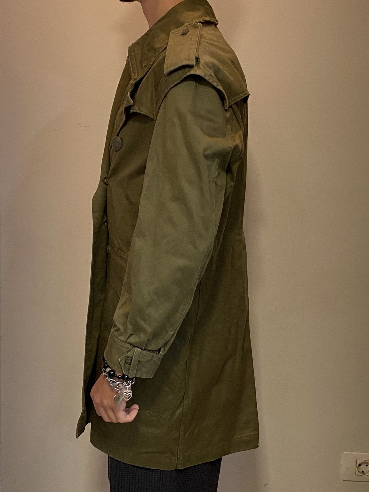 Vintage Vintage 1977 Spanish Army military Trench Coat Olive green Size US L / EU 52-54 / 3 - 14 Thumbnail
