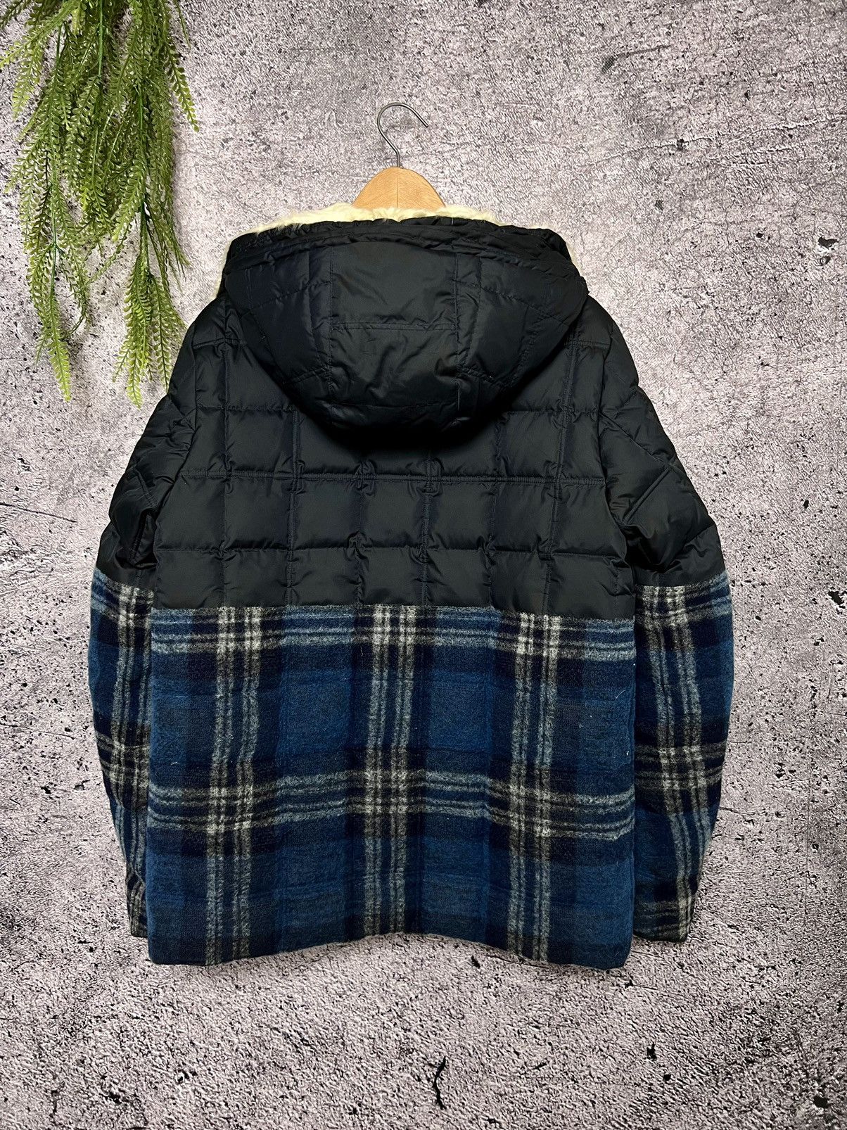 Moncler Moncler Gamme Bleu down jacket Size US M / EU 48-50 / 2 - 5 Thumbnail