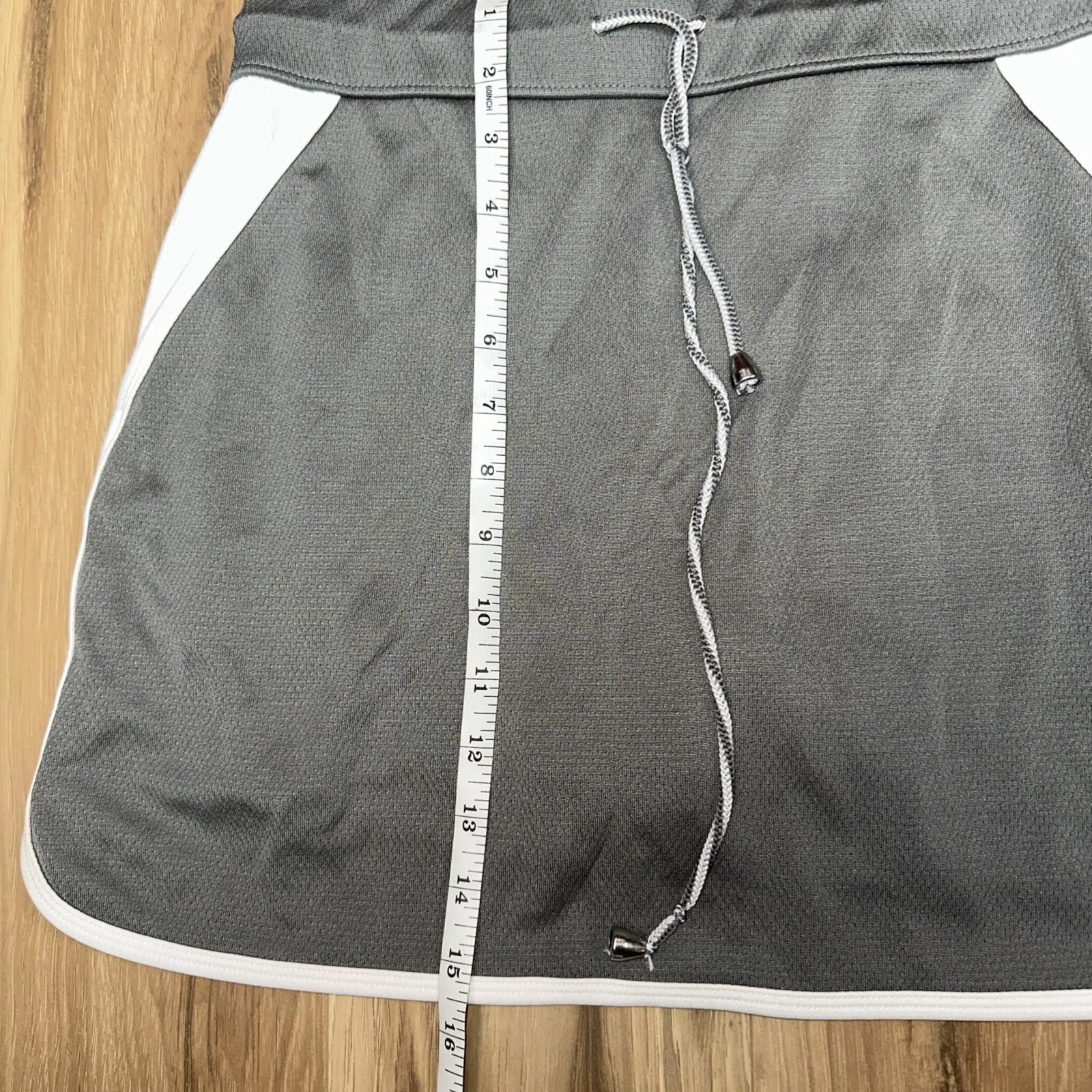 Izod Izod Golf Gray White Drawstring Elastic Skort Size Small Size ONE SIZE - 8 Thumbnail
