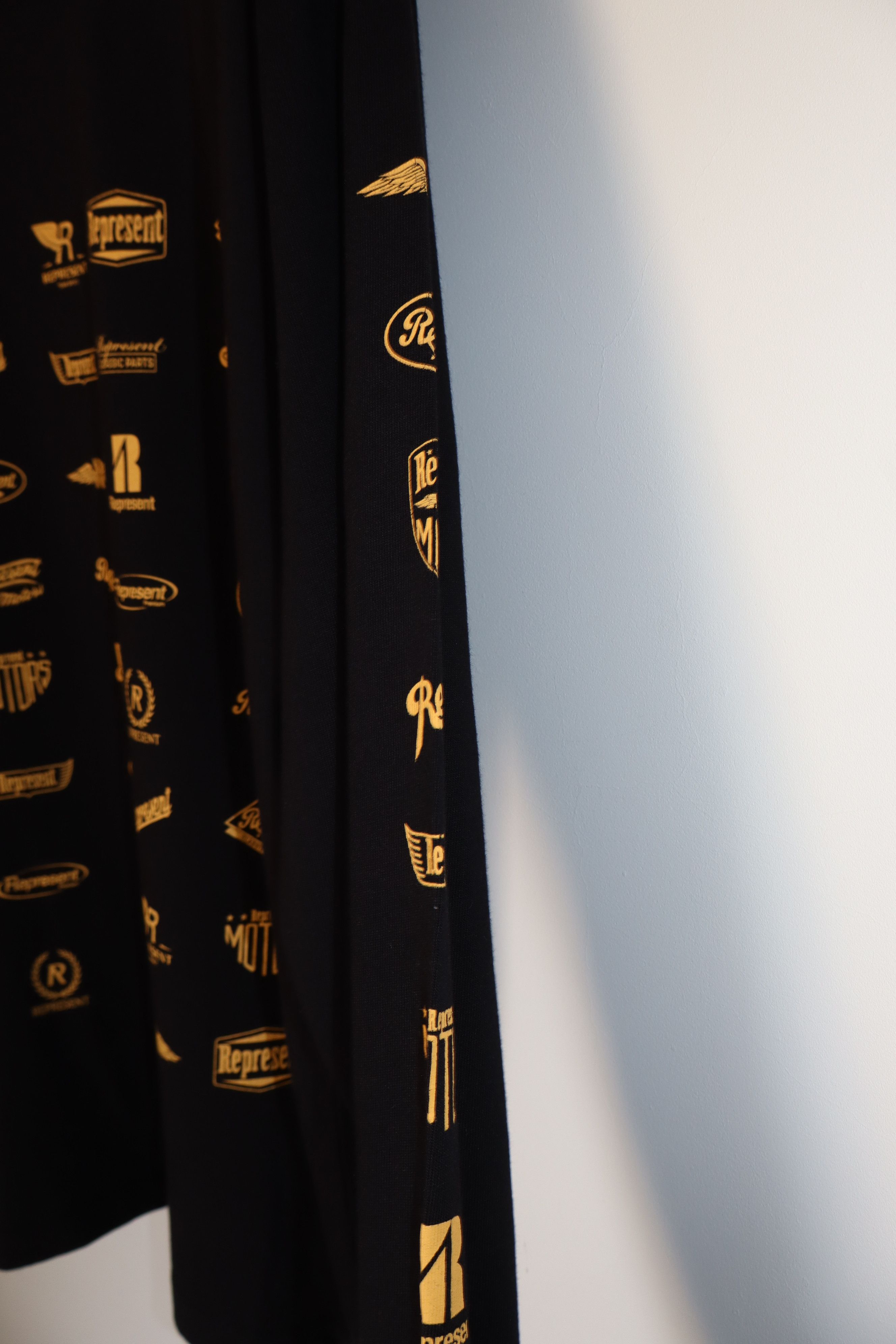 Represent Clo. Multi logo longsleeve tshirt Size US M / EU 48-50 / 2 - 5 Thumbnail