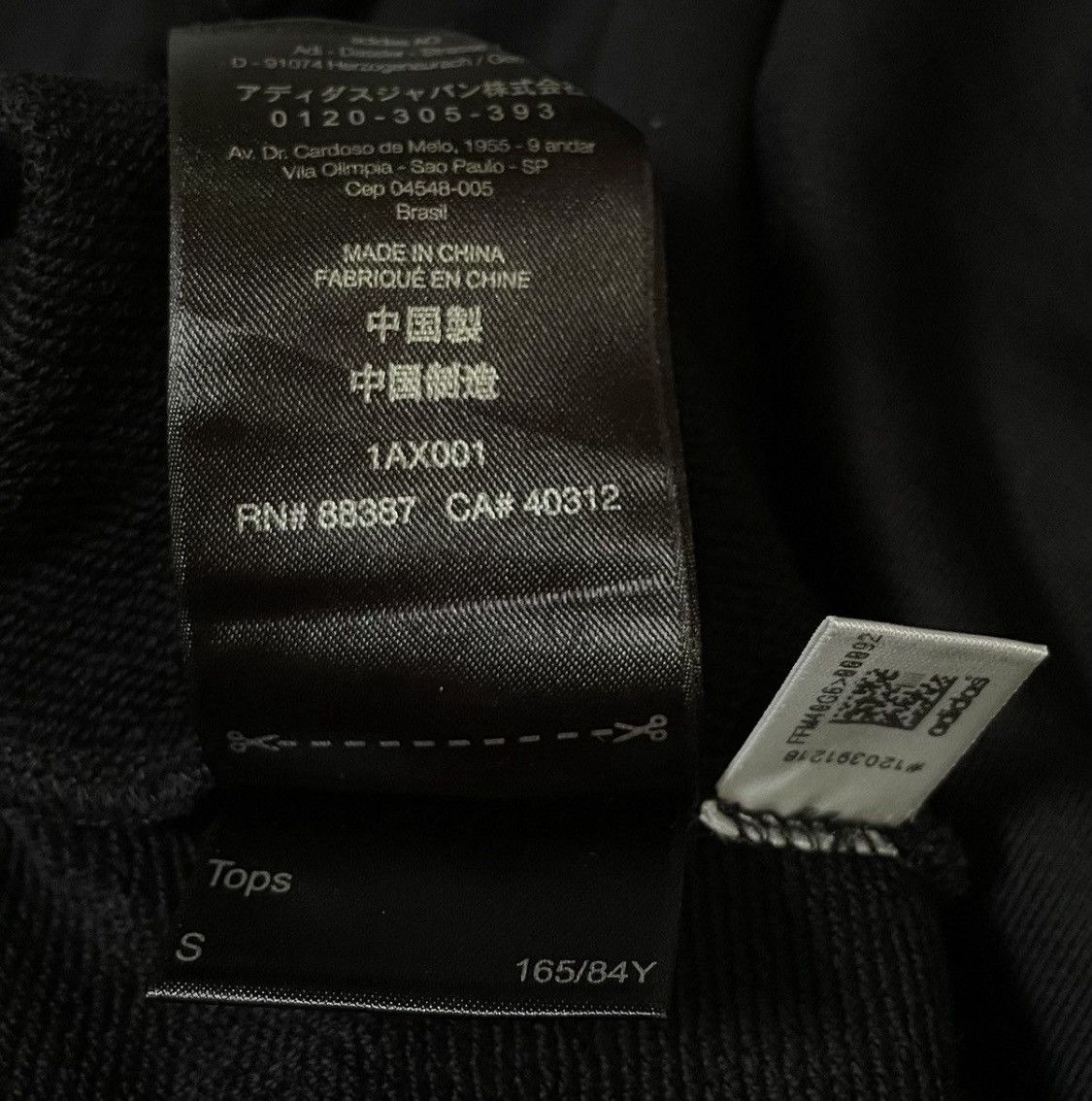 Yohji Yamamoto Yohji yamamoto y-3 FW18 asymmetrical sweatshirt Size US S / EU 44-46 / 1 - 8 Thumbnail