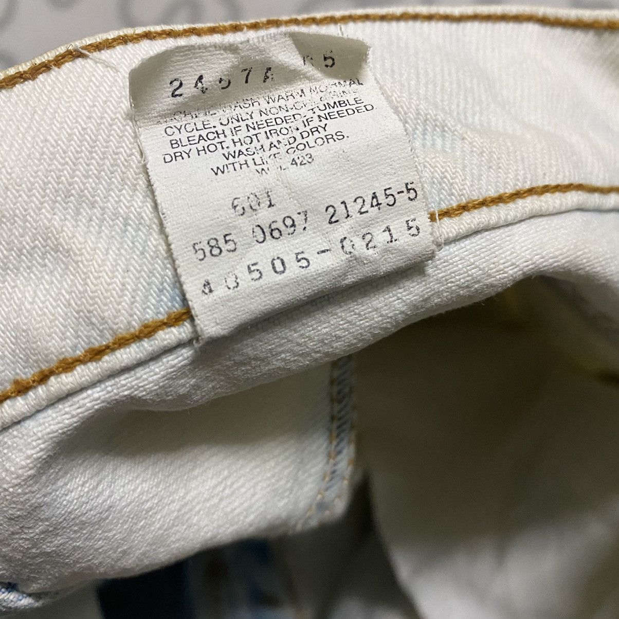 Levi's Vintage 90s Levis 505 Regular Fit Straight Leg Jeans Bleach Size US 33 - 19 Thumbnail