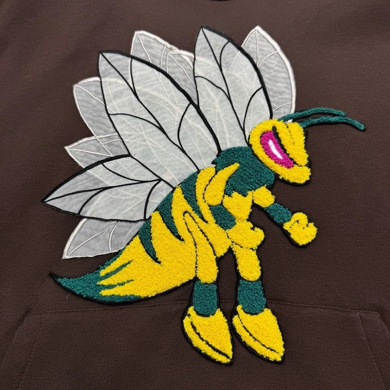 Louis Vuitton Louis Vuitton Organza embroidered Burt's Bees hooded sweats Size US XL / EU 56 / 4 - 6 Thumbnail