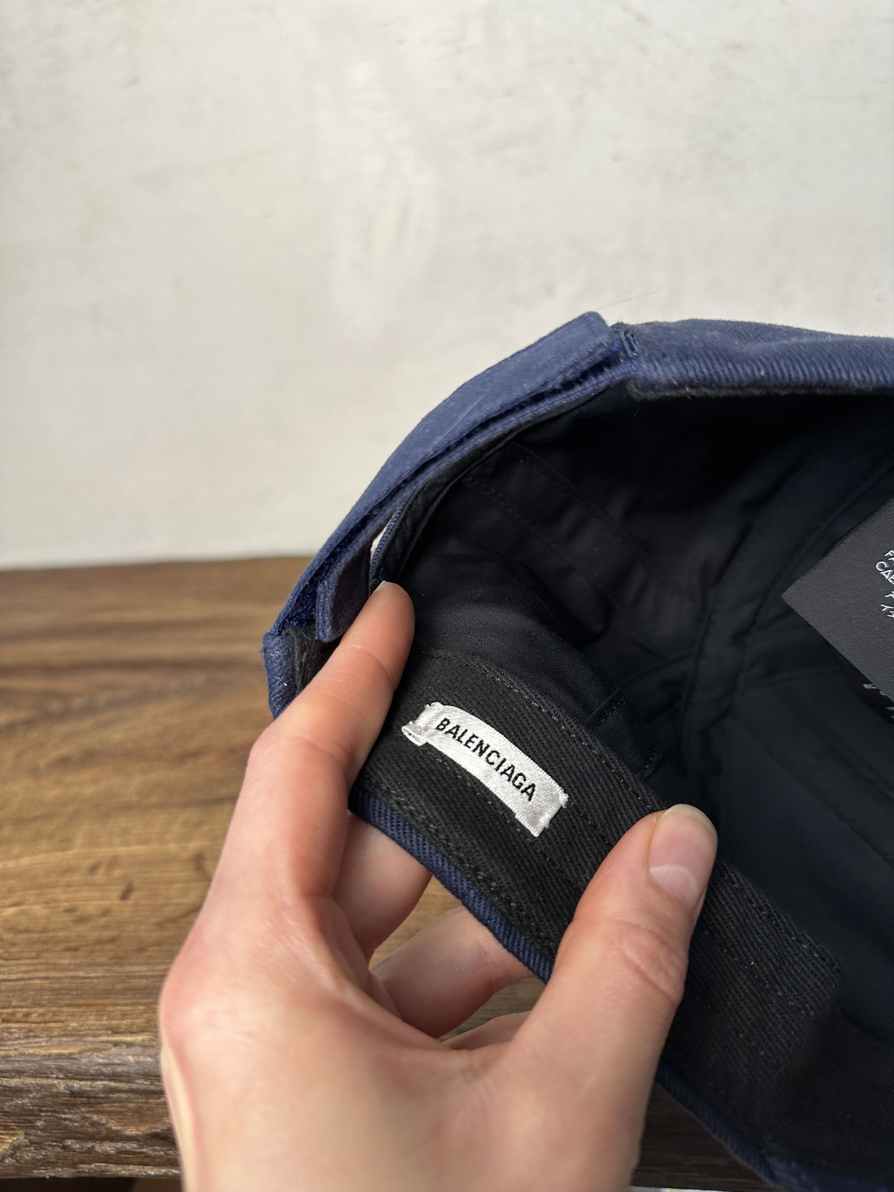 Balenciaga Balenciaga Embroidered Logo Baseball Cap Size ONE SIZE - 7 Thumbnail